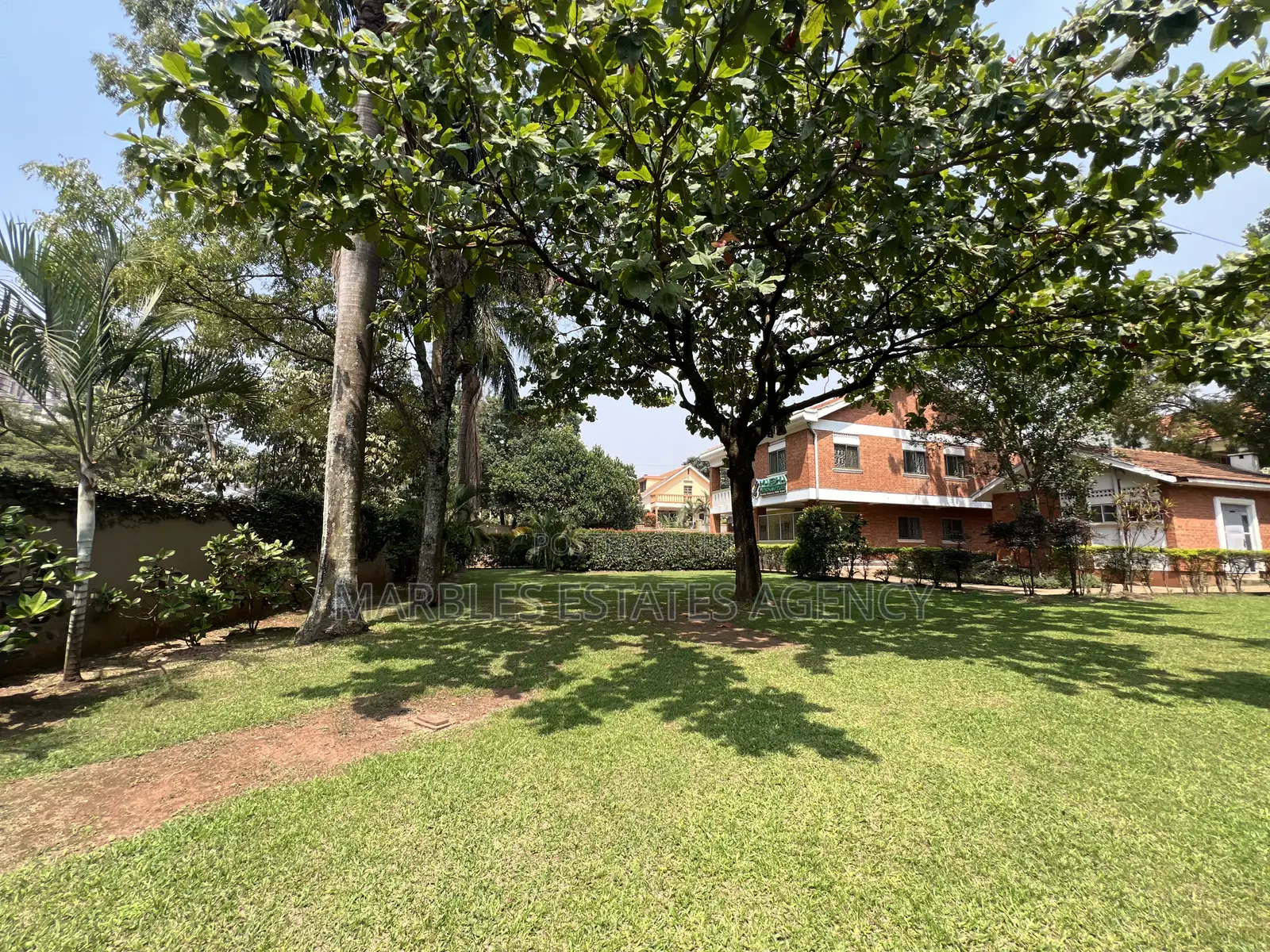 7bdrm House in Naguru, Central Division for sale in Central Division