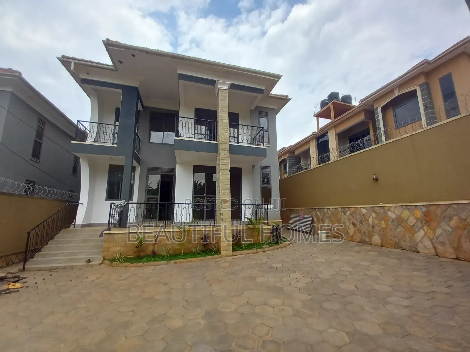 Furnished 4bdrm House in Kira for sale in Kira