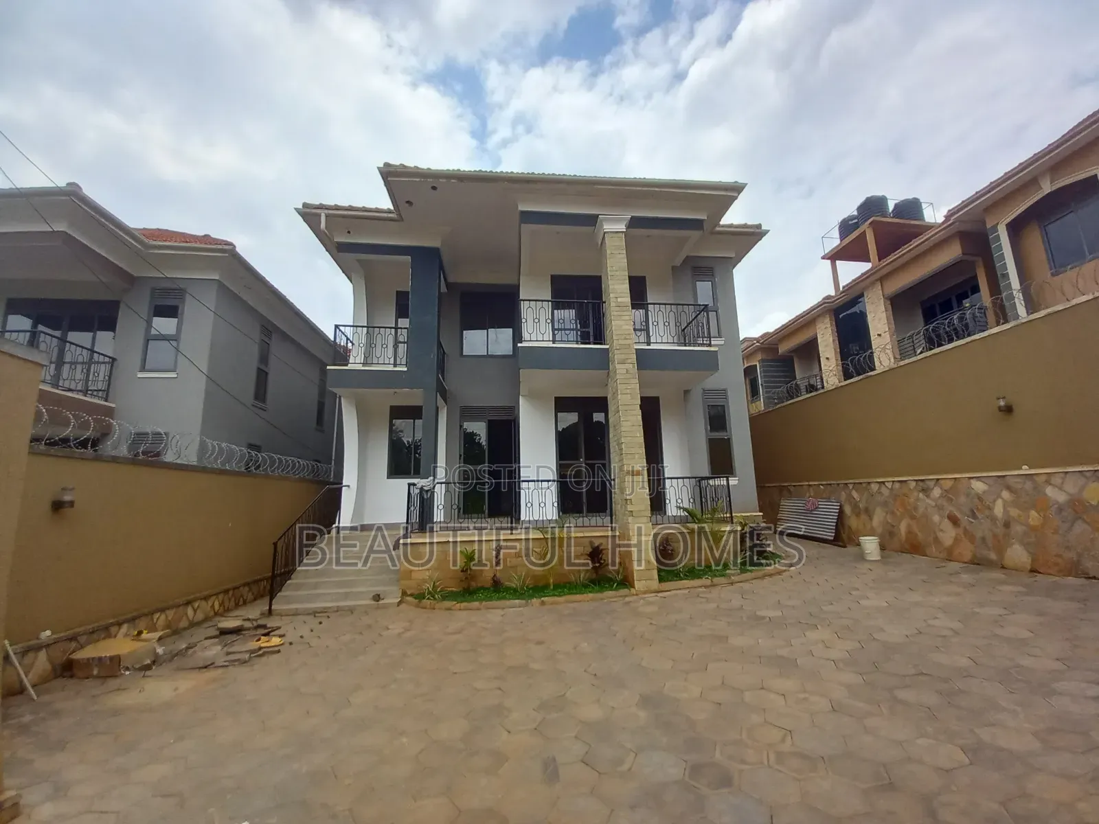 Furnished 4bdrm House in Kira for sale in Kira