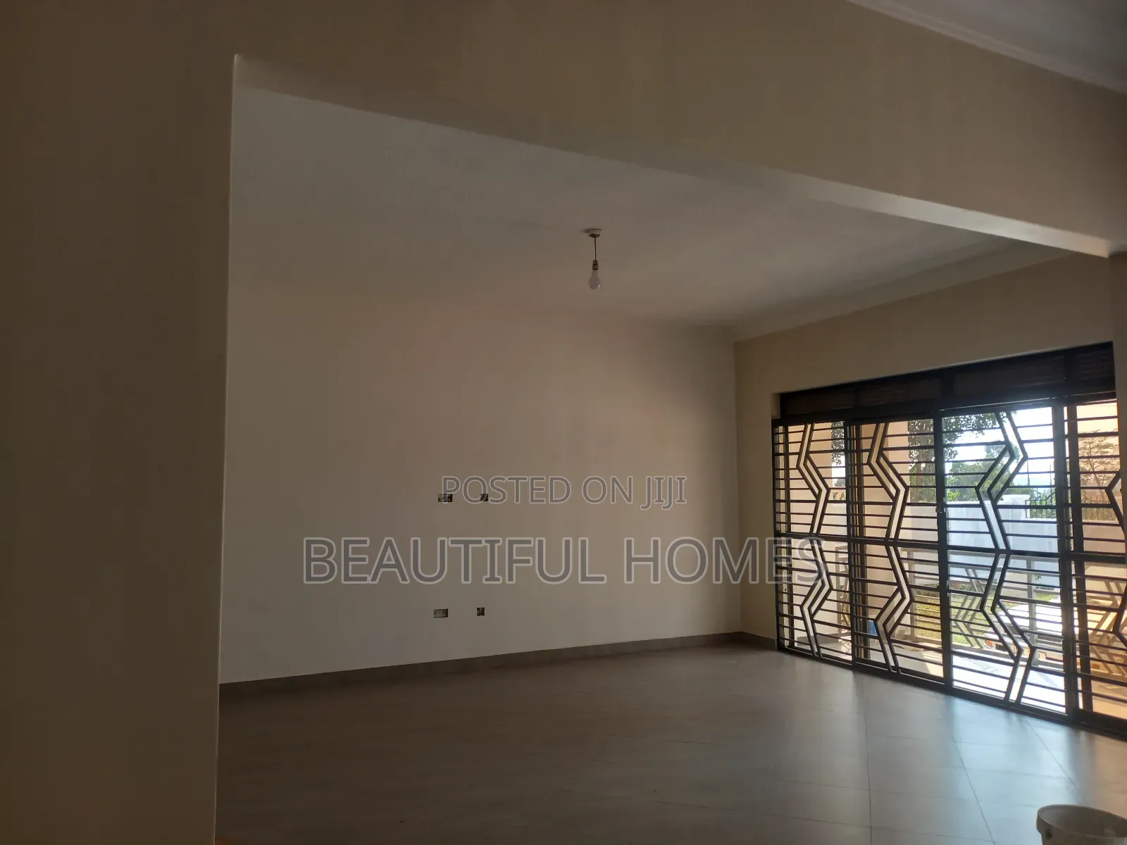 Furnished 4bdrm House in Kira for sale in Kira