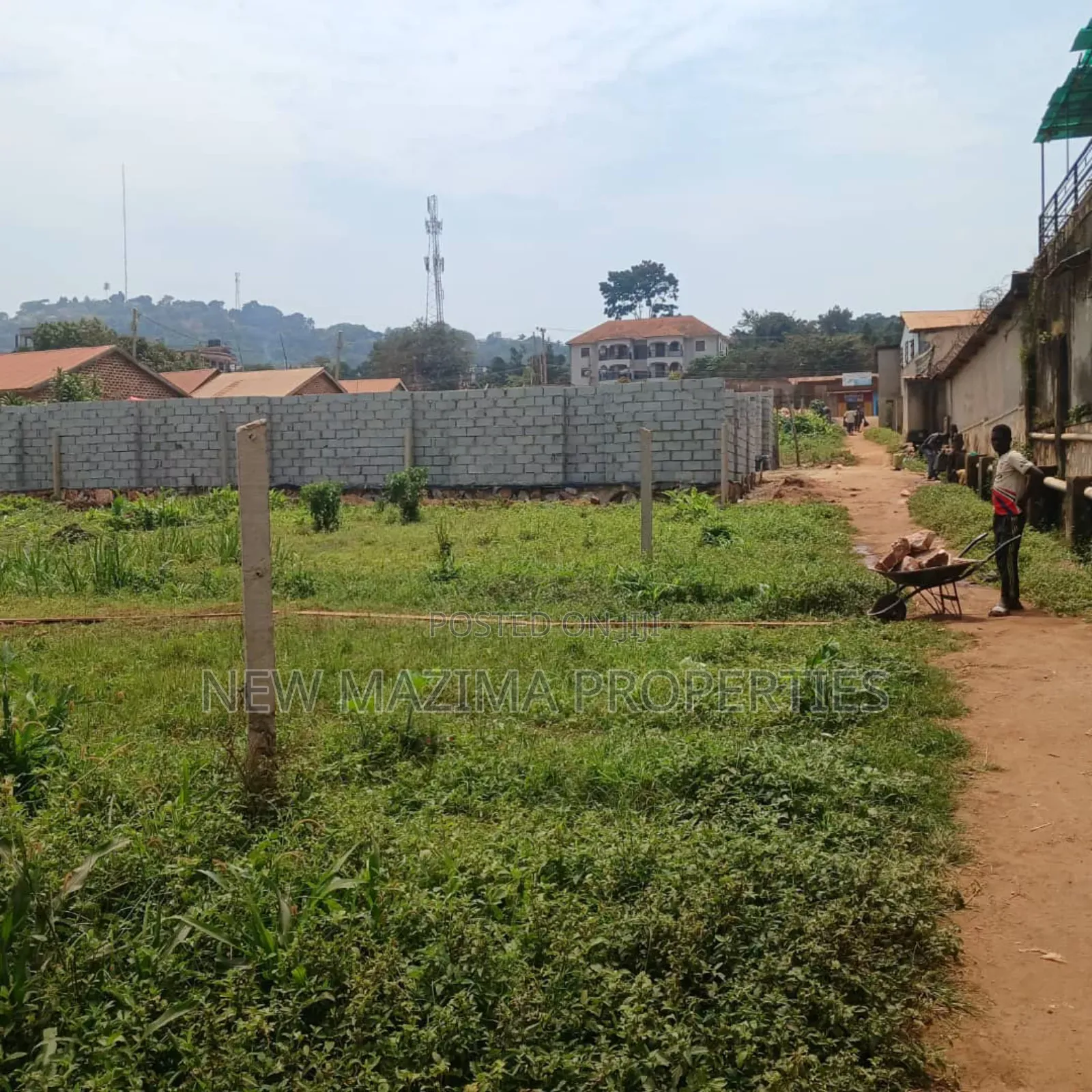 Very Hot Deal of Plot on Quicksale Heart of Munyonyo Heights in Central Division