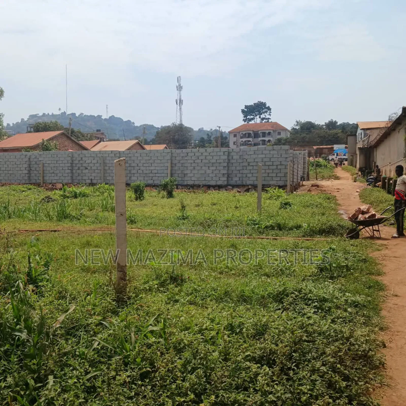 Very Hot Deal of Plot on Quicksale Heart of Munyonyo Heights in Central Division