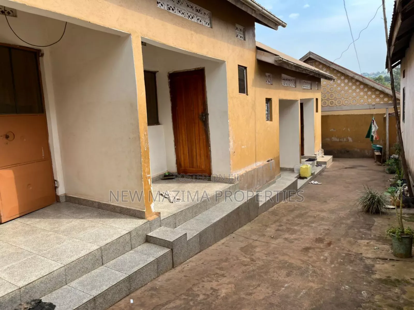 4bdrm House in Nansana, Central Division for sale in Central Division
