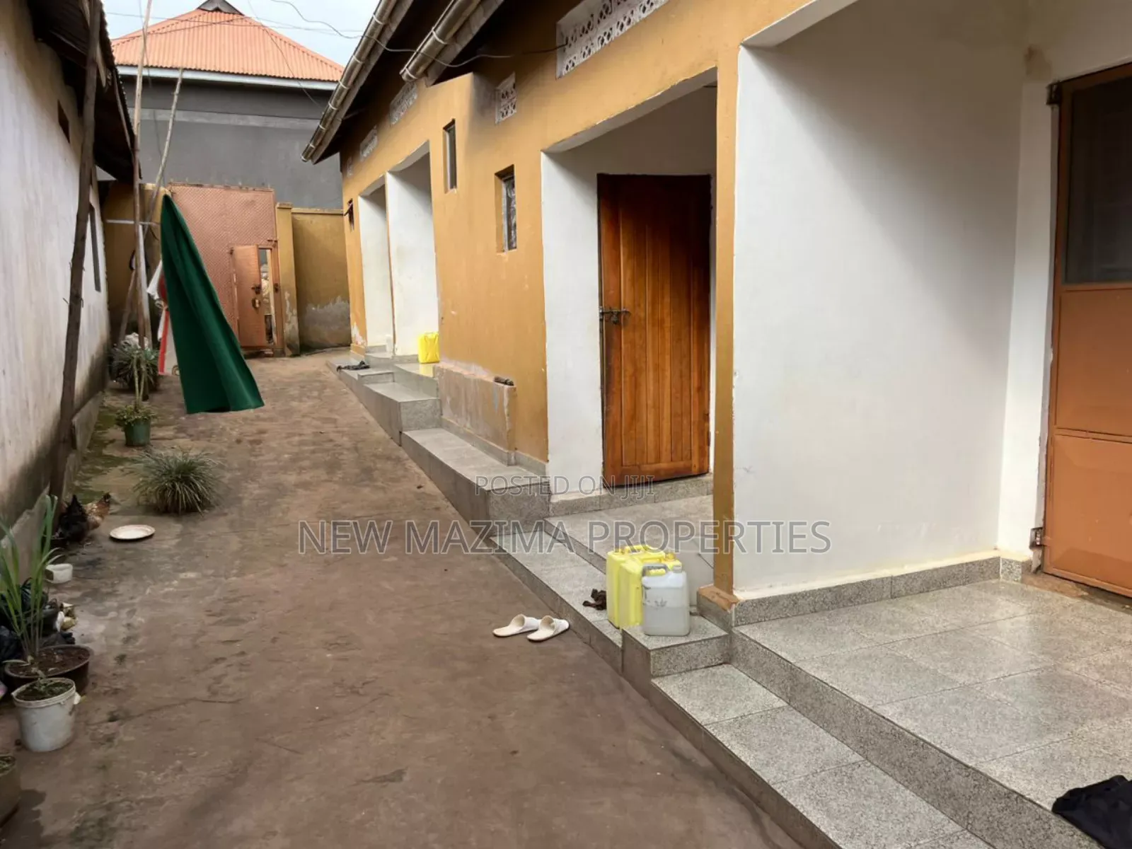 4bdrm House in Nansana, Central Division for sale in Central Division