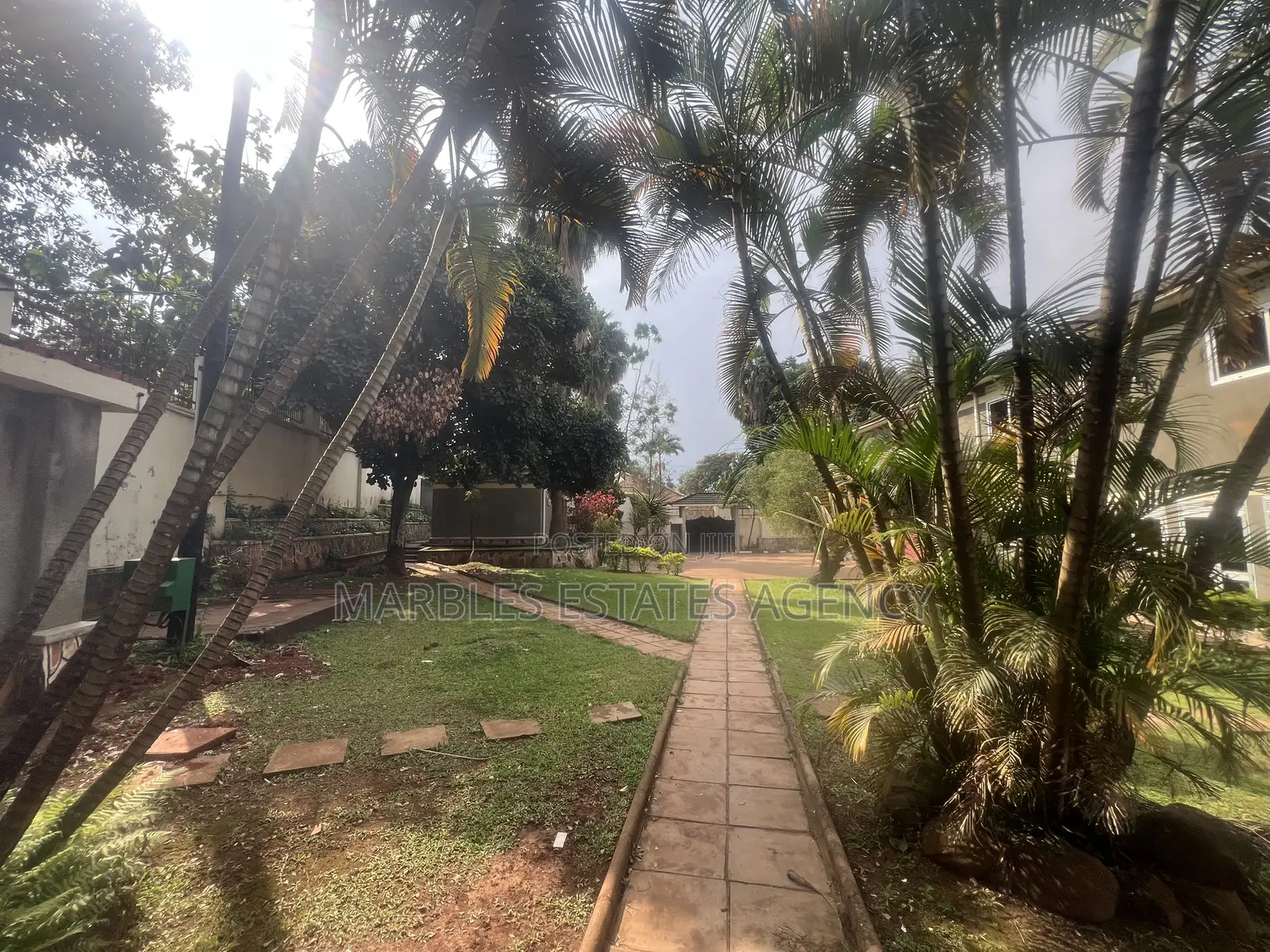 7bdrm Bungalow in Naguru, Central Division for rent in Central Division