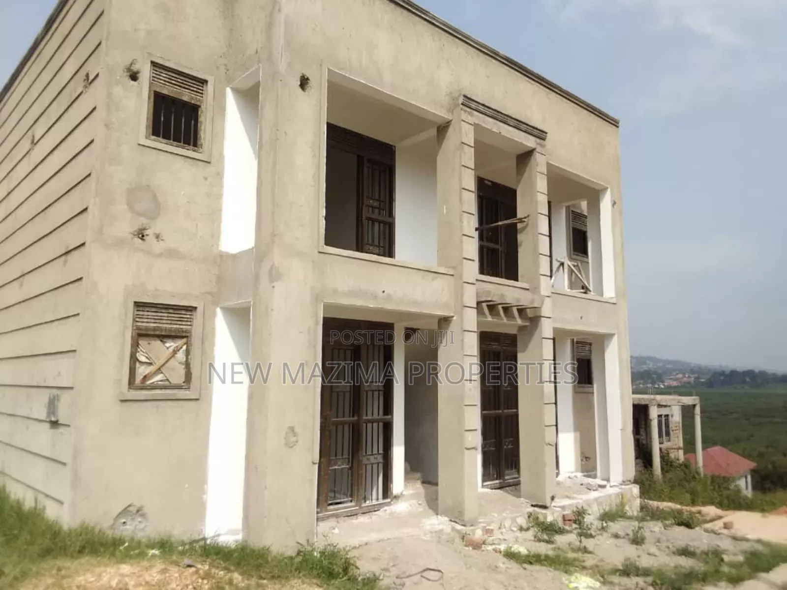 4bdrm Block of Flats in Bulenga Buloba Town, Central Division for sale in Central Division