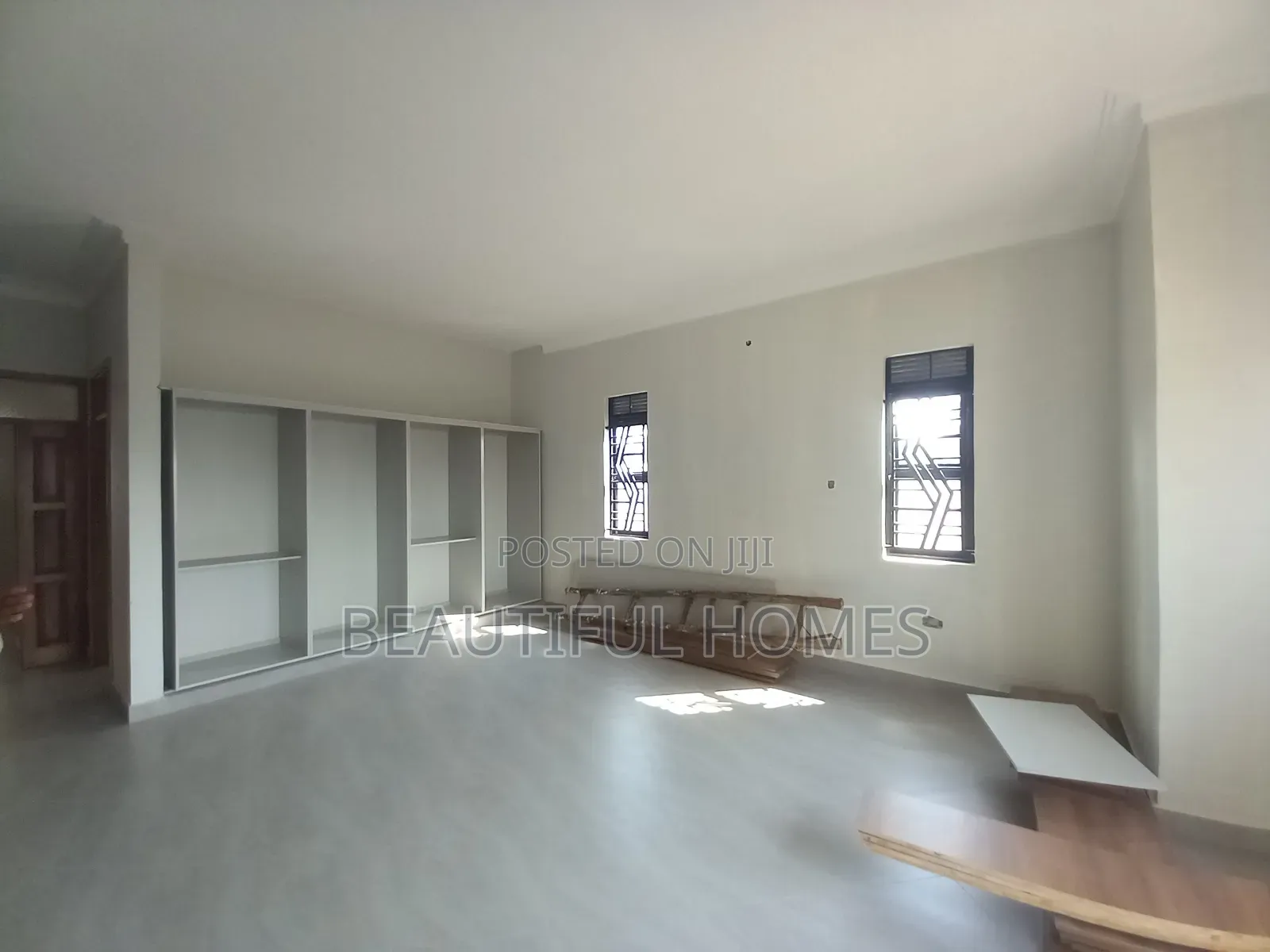 Furnished 4bdrm Bungalow in Kira for sale in Kira
