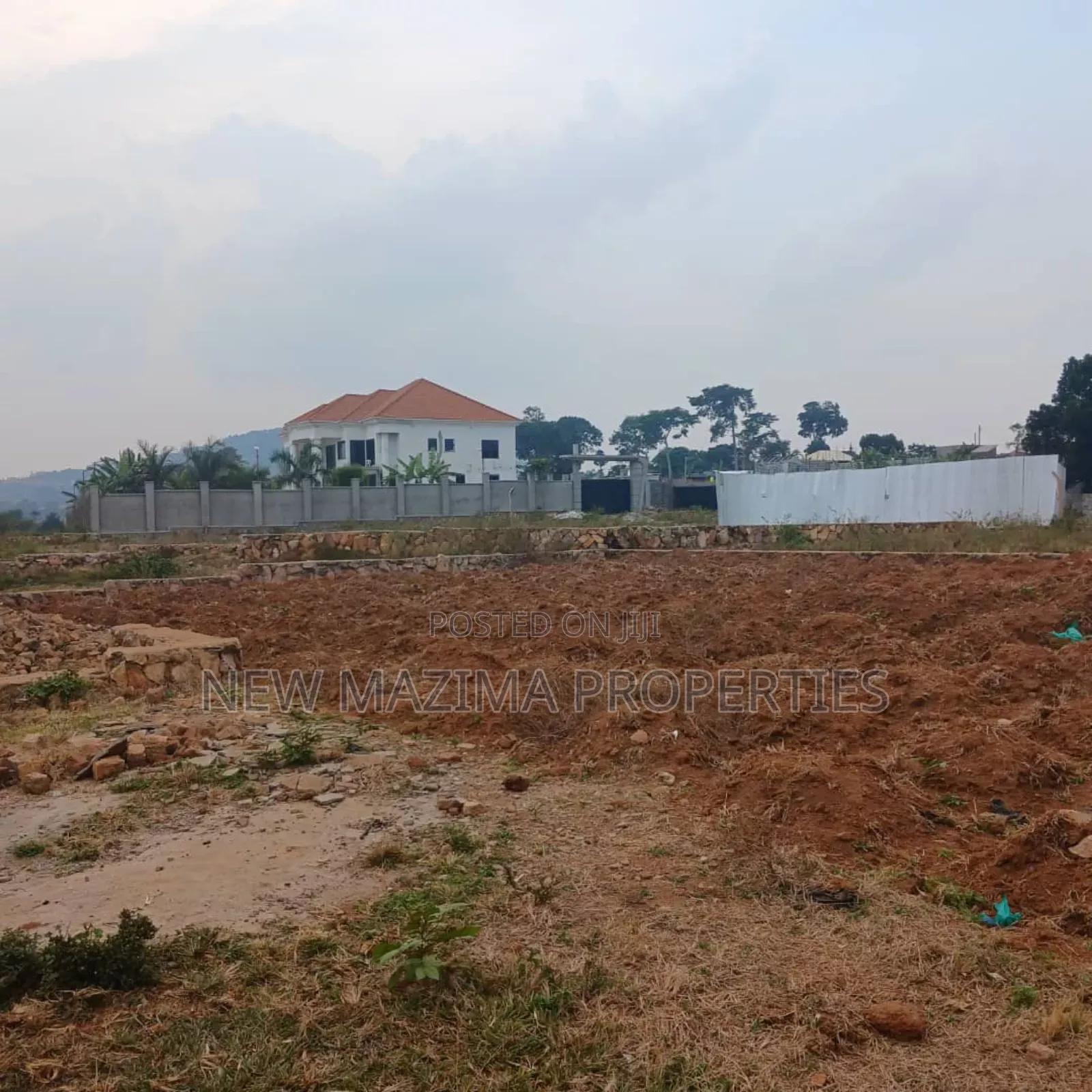 Beautiful Plot in Fence With Lakeview Onsale After Munyonyo in Central Division