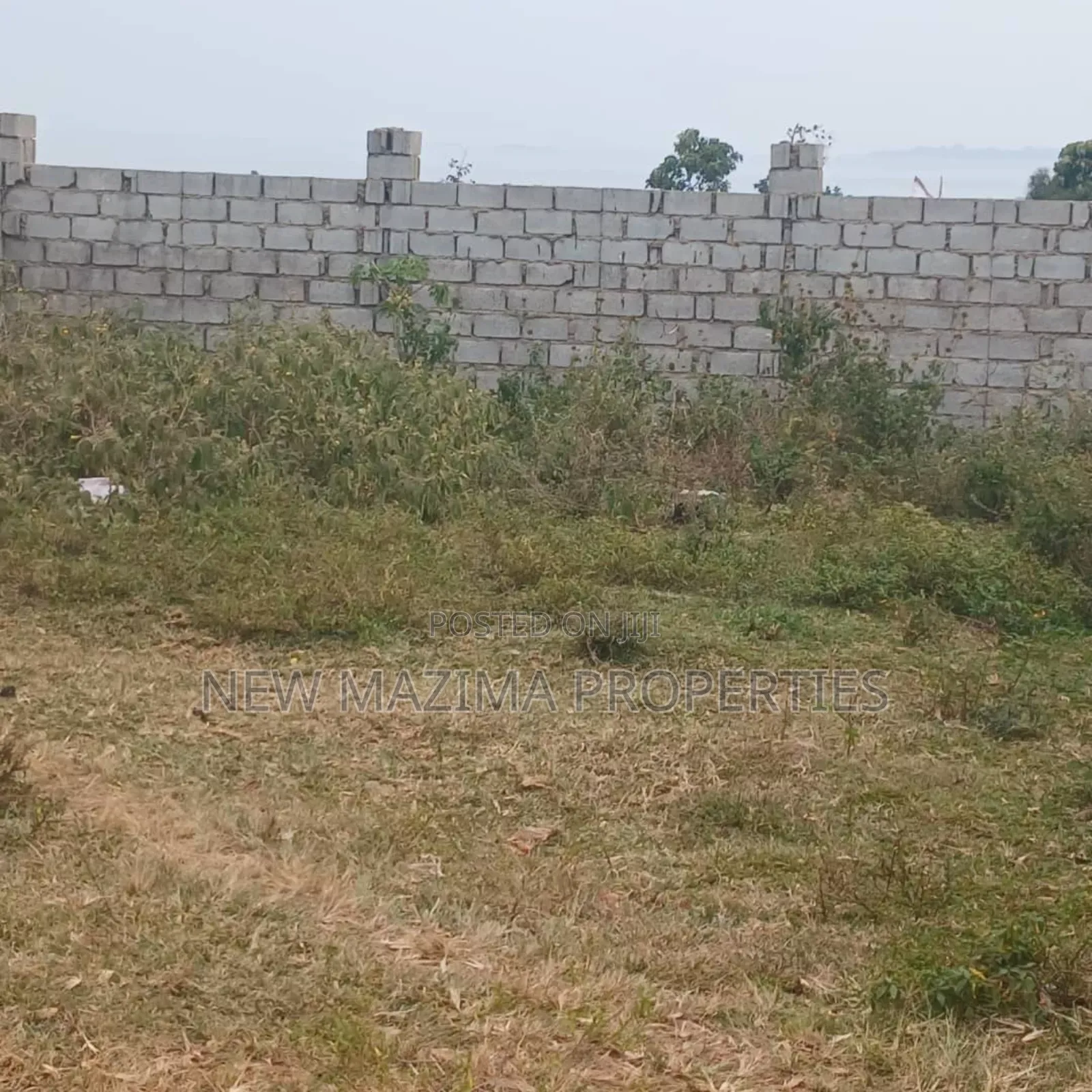 Beautiful Plot in Fence With Lakeview Onsale After Munyonyo in Central Division