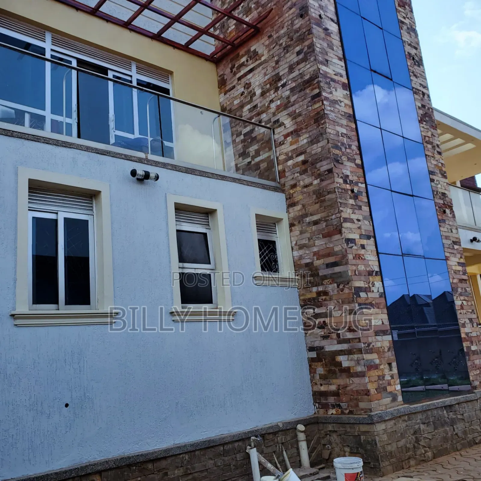 6bdrm Mansion in Kira for rent in Kira