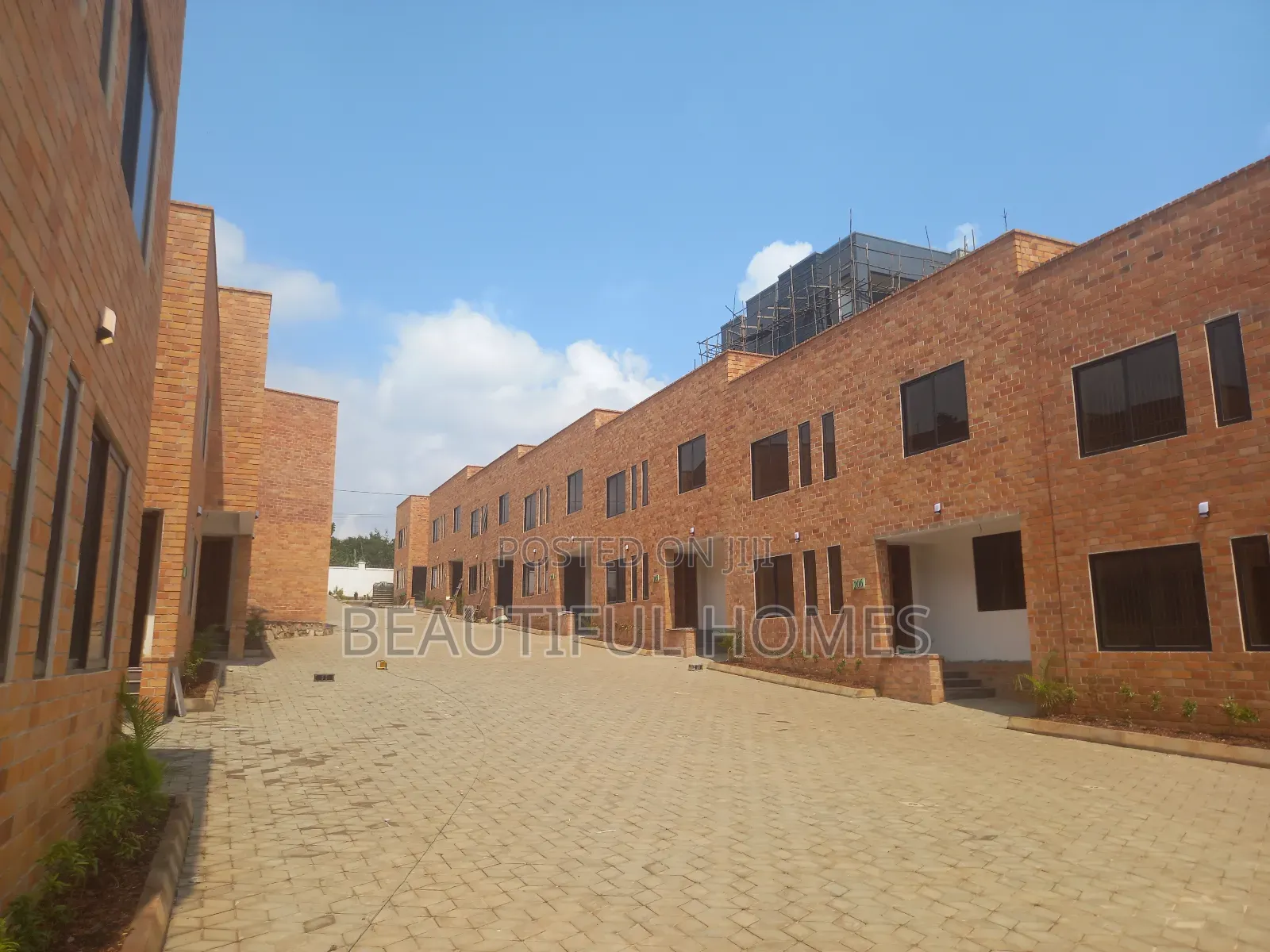 Furnished 4bdrm Villa in Kira for sale in Kira