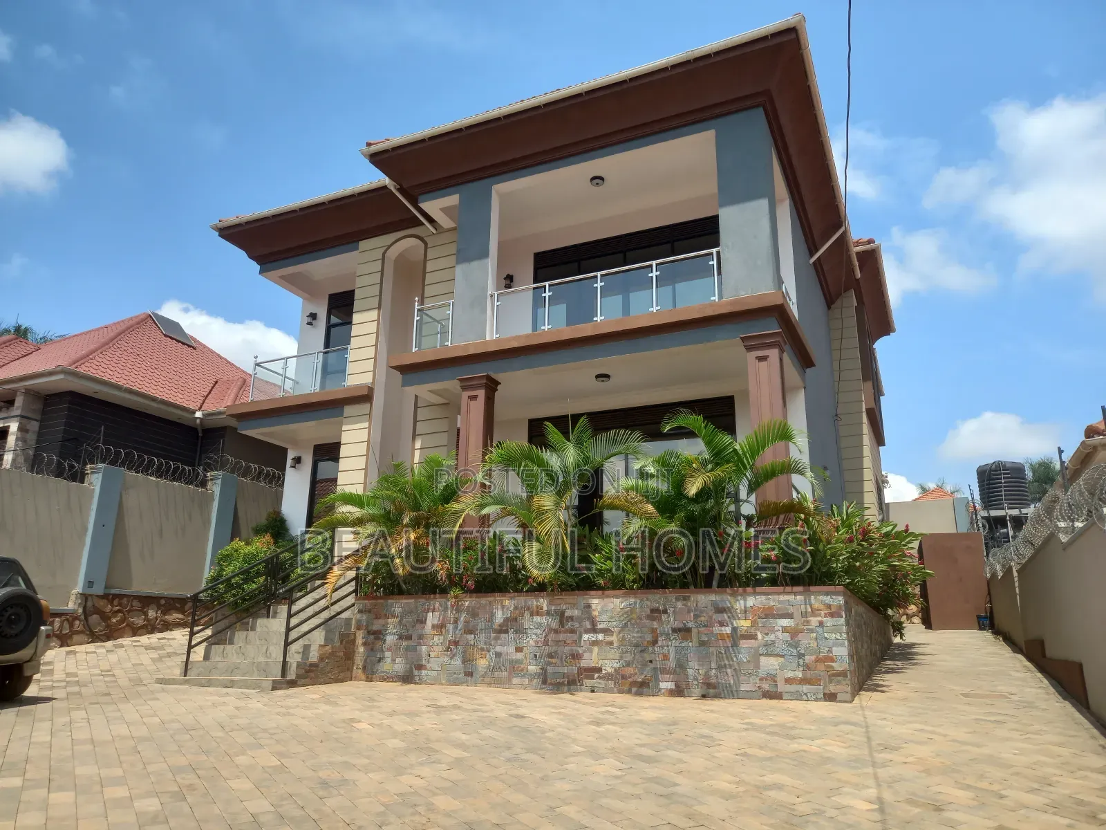 Furnished 6bdrm Duplex in Kira for sale in Kira
