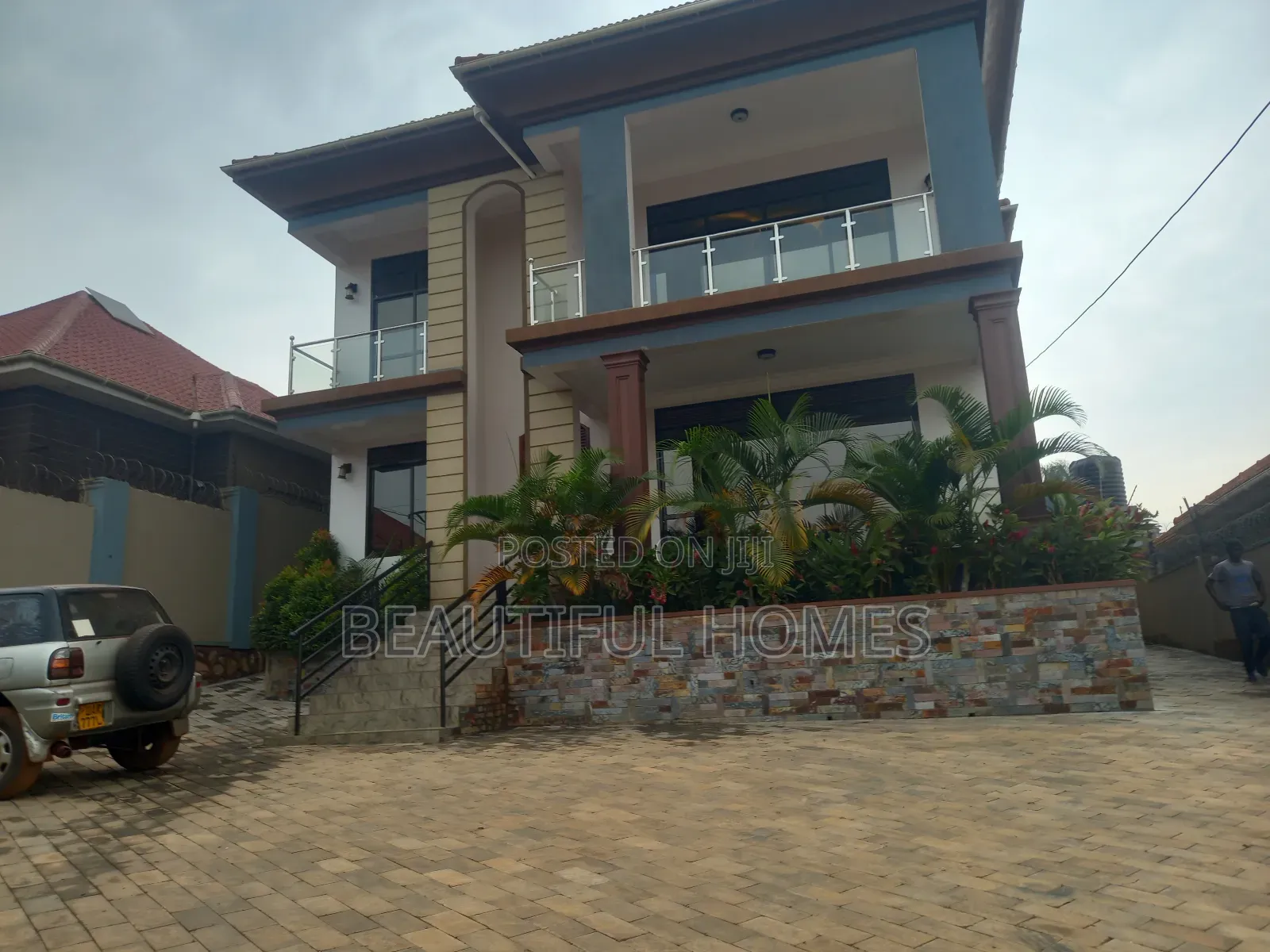 Furnished 6bdrm Duplex in Kira for sale in Kira