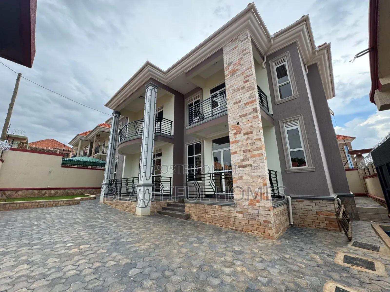 Furnished 5bdrm House in Kyanja, Nakawa for sale in Nakawa