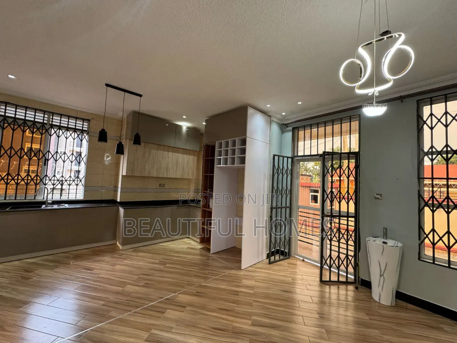 Furnished 5bdrm House in Kyanja, Nakawa for sale in Nakawa