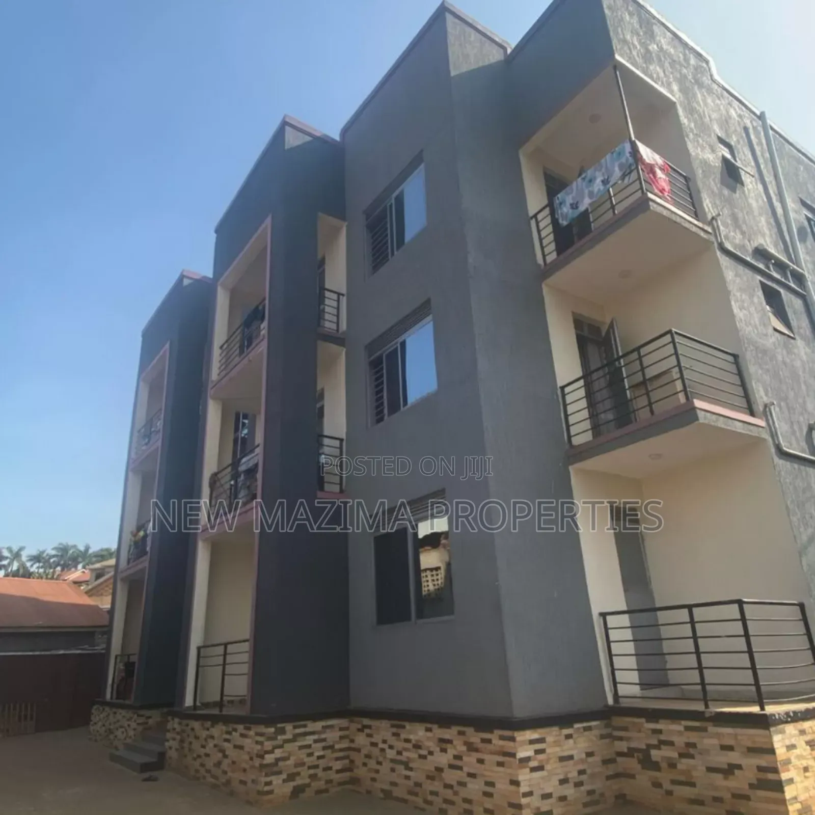 18bdrm Block of Flats in Buziga Heights, Central Division for sale in Central Division
