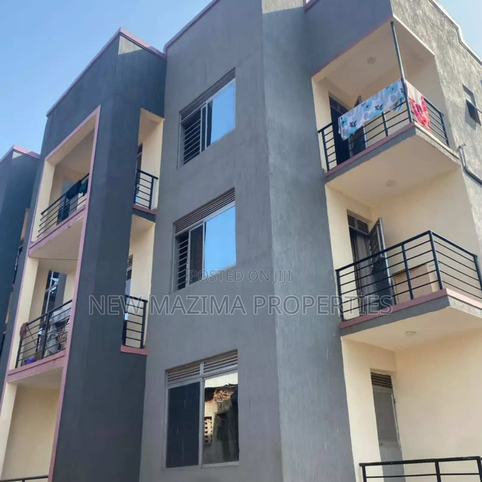 18bdrm Block of Flats in Buziga Heights, Central Division for sale in Central Division