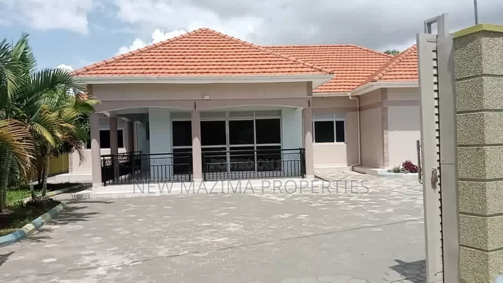 4bdrm Bungalow in Kigo Heights, Central Division for sale in Central Division
