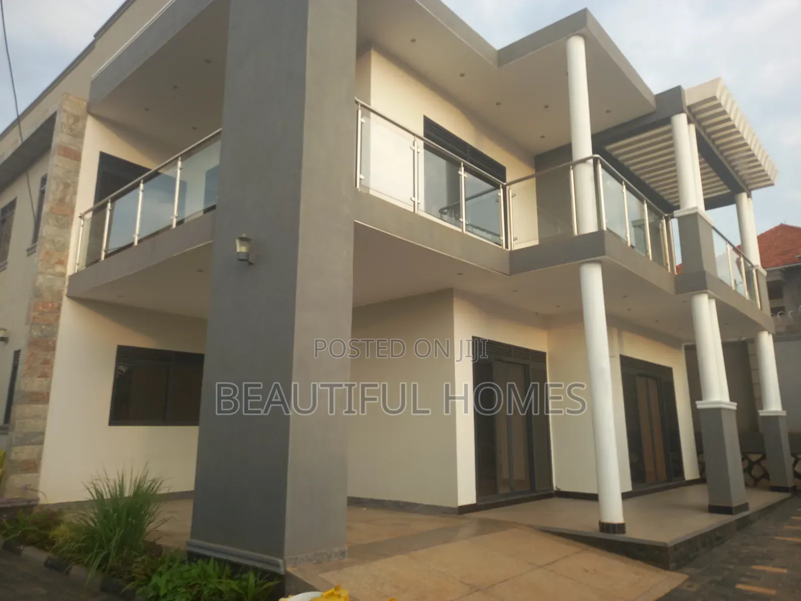 Furnished 5bdrm Mansion in Kira for sale in Kira