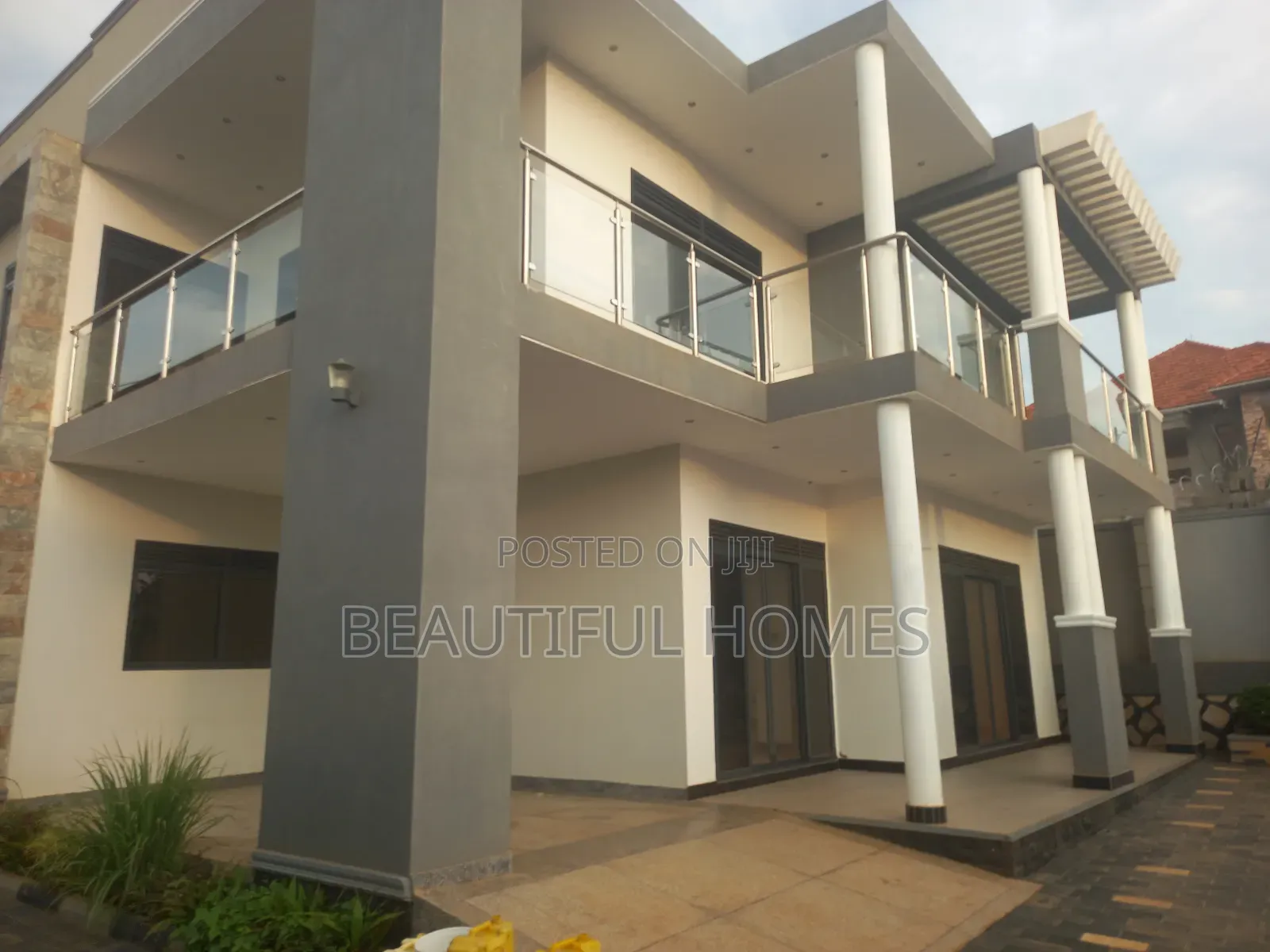 Furnished 5bdrm Mansion in Kira for sale in Kira