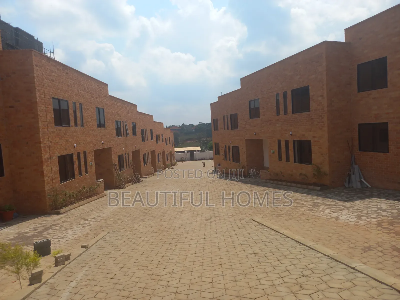 Furnished 4bdrm Villa in Kira for sale in Kira