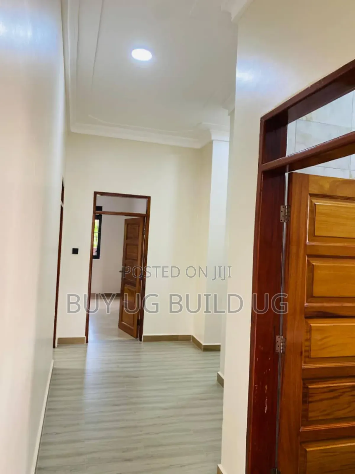 4bdrm Bungalow in Bwebajja Entebbe, Central Division for sale in Central Division