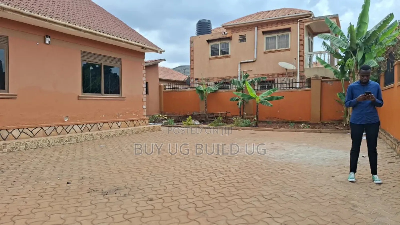 6bdrm Bungalow in Kyanja Kampala, Central Division for sale in Central Division