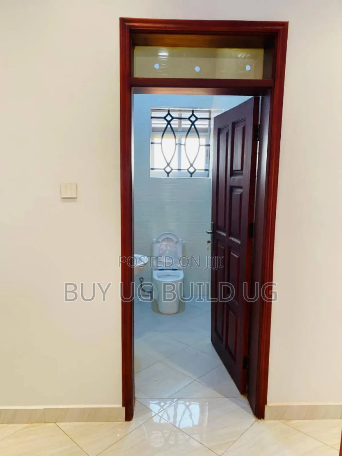 4bdrm Bungalow in Bwebajja Entebbe, Central Division for sale in Central Division
