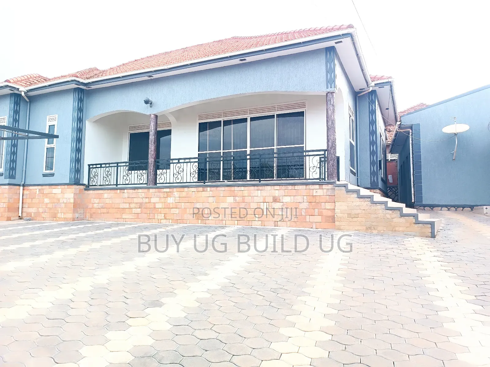 4bdrm Bungalow in Nalya, Central Division for sale in Central Division