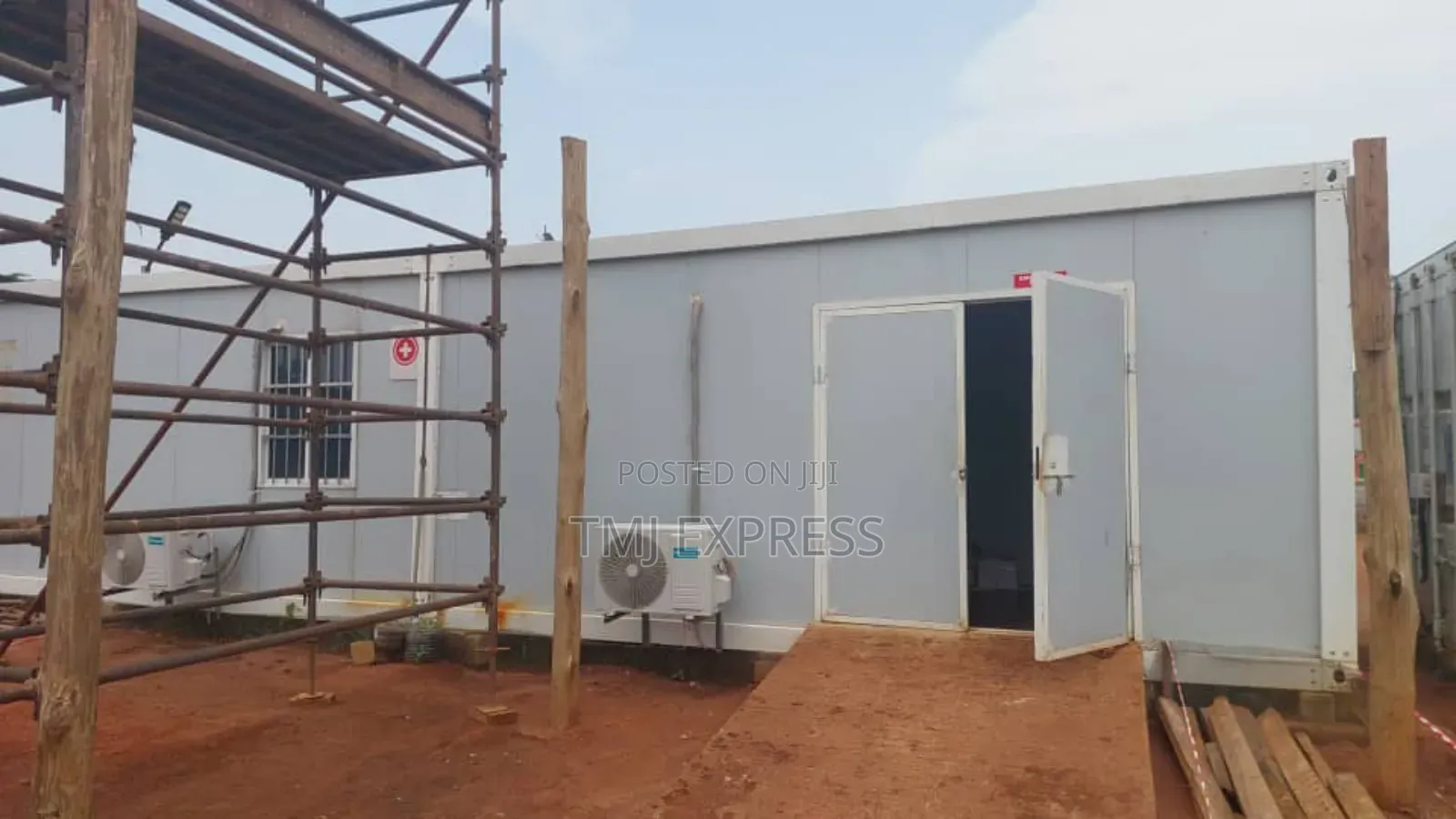 40ft Container Office , Fitted , Electrical Installations AC Units. in Nakawa