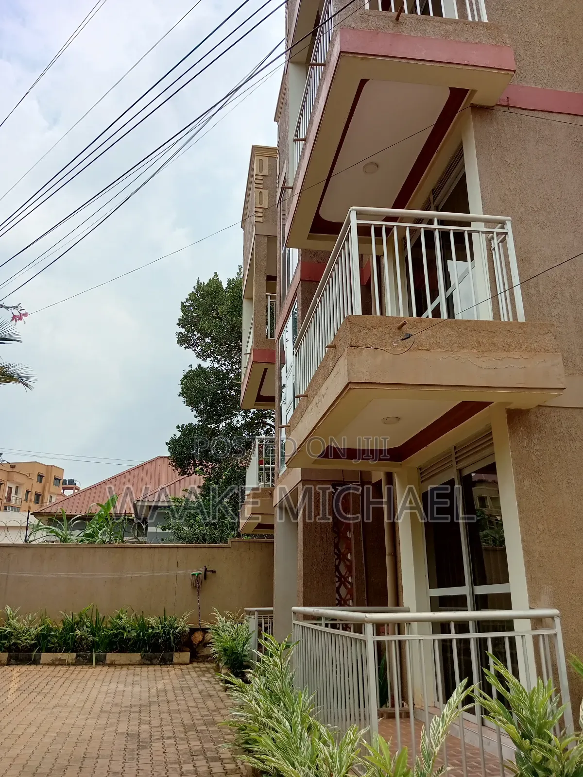 1bdrm Apartment in Kira Estate, Central Division for rent in Central Division