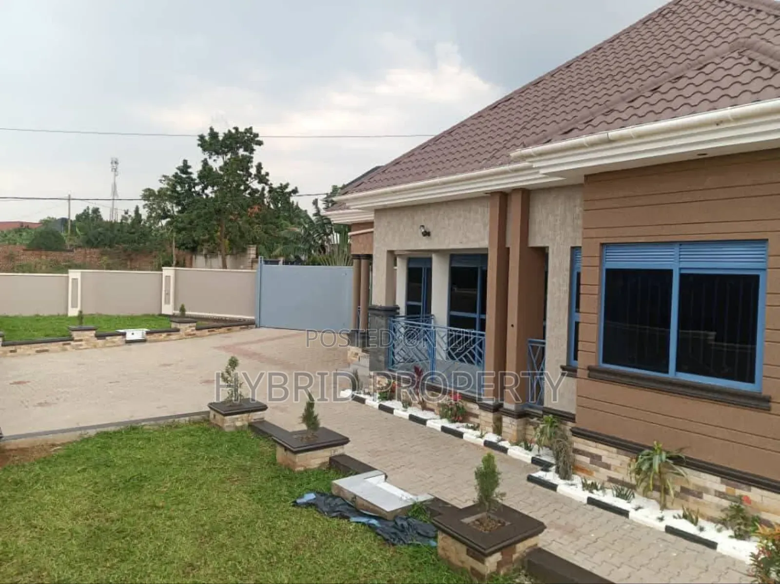 3bdrm House in Kira~Kimwanyi In for sale in Kira