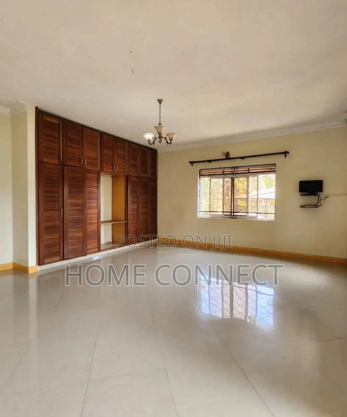 4bdrm Bungalow in Muyenga, Central Division for rent in Central Division