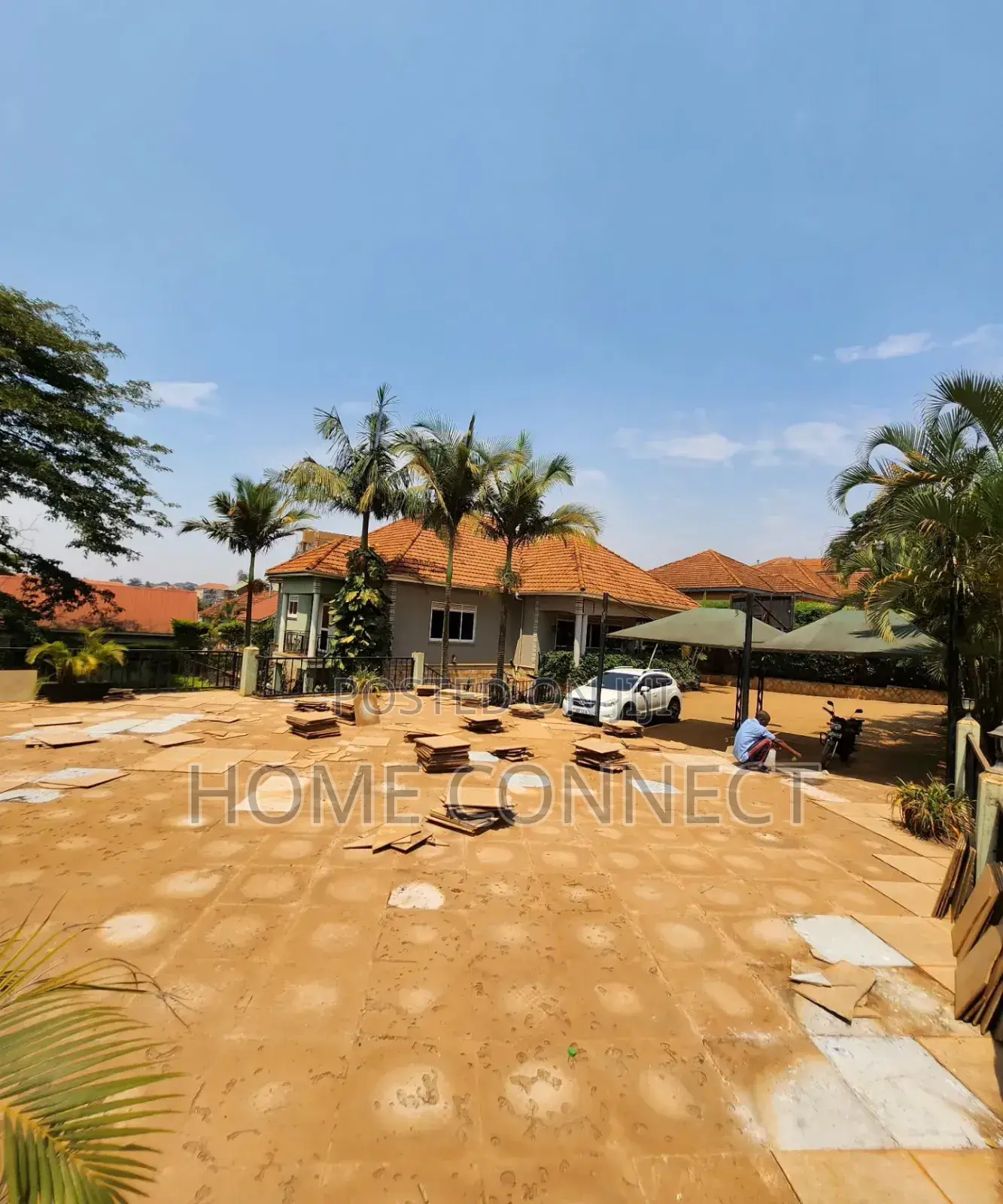 4bdrm Bungalow in Muyenga, Central Division for rent in Central Division