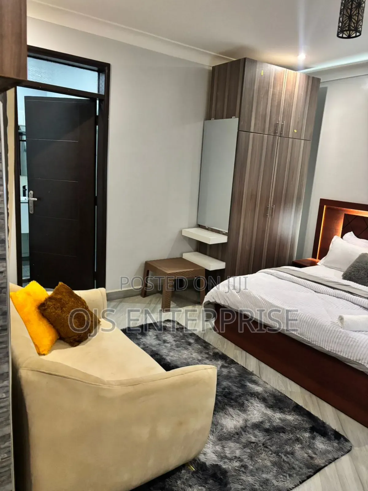 Furnished Studio Apartment in Central Division for rent in Central Division