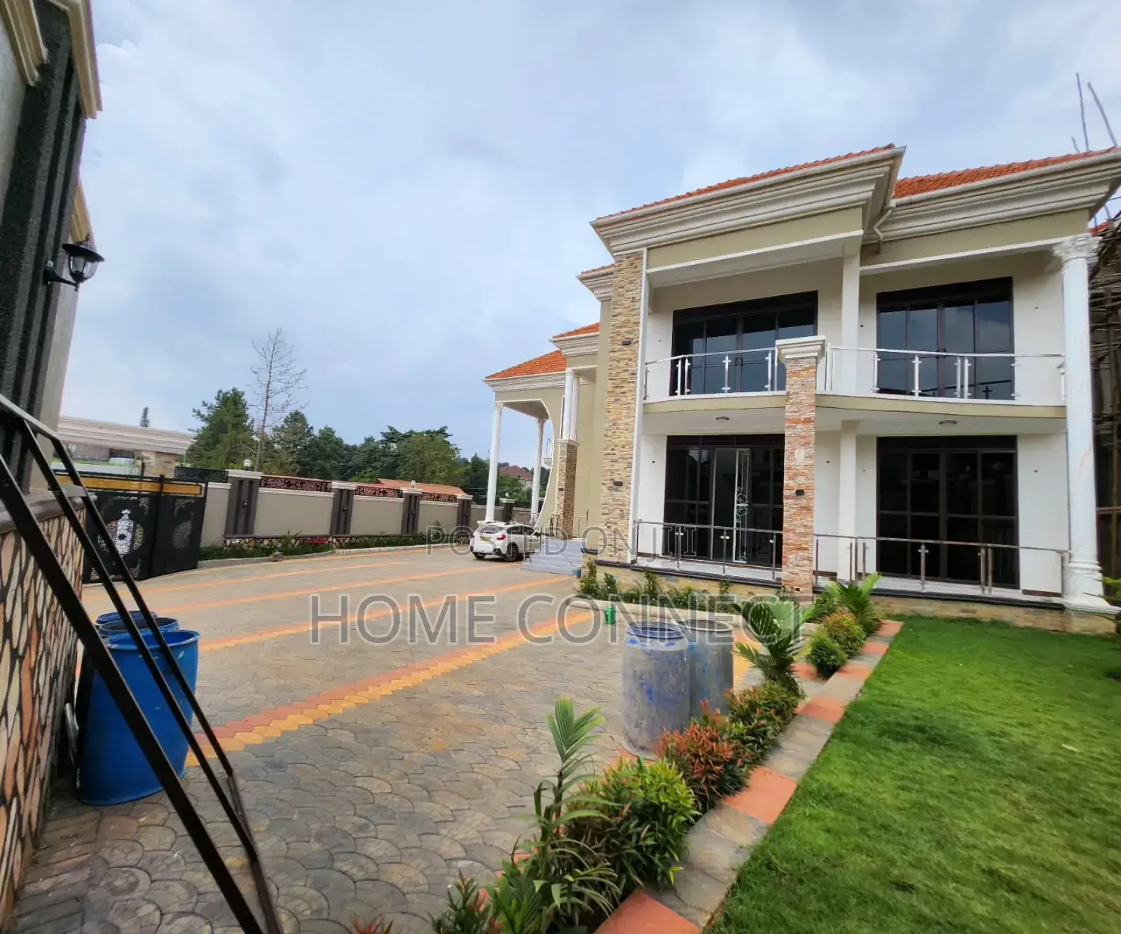 6bdrm Duplex in Kira Kasangati Road, Central Division for sale in Central Division