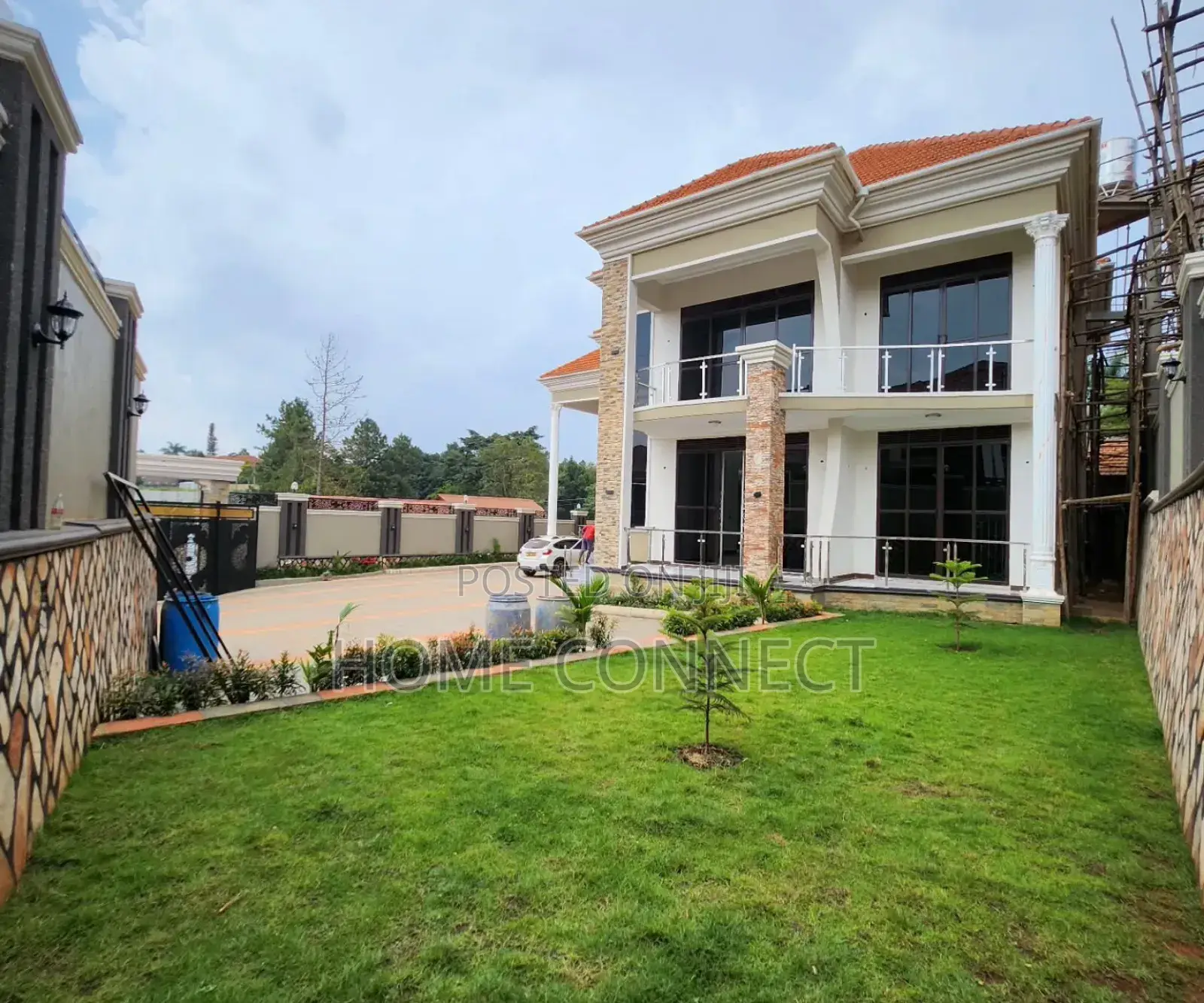6bdrm Duplex in Kira Kasangati Road, Central Division for sale in Central Division