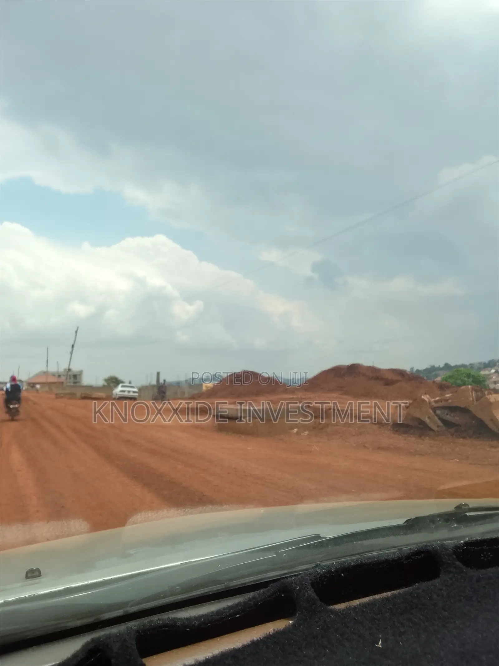 Land for Sale 100x100ft at 500m Ugxready Tittle Bukasa Sentema Road in Central Division