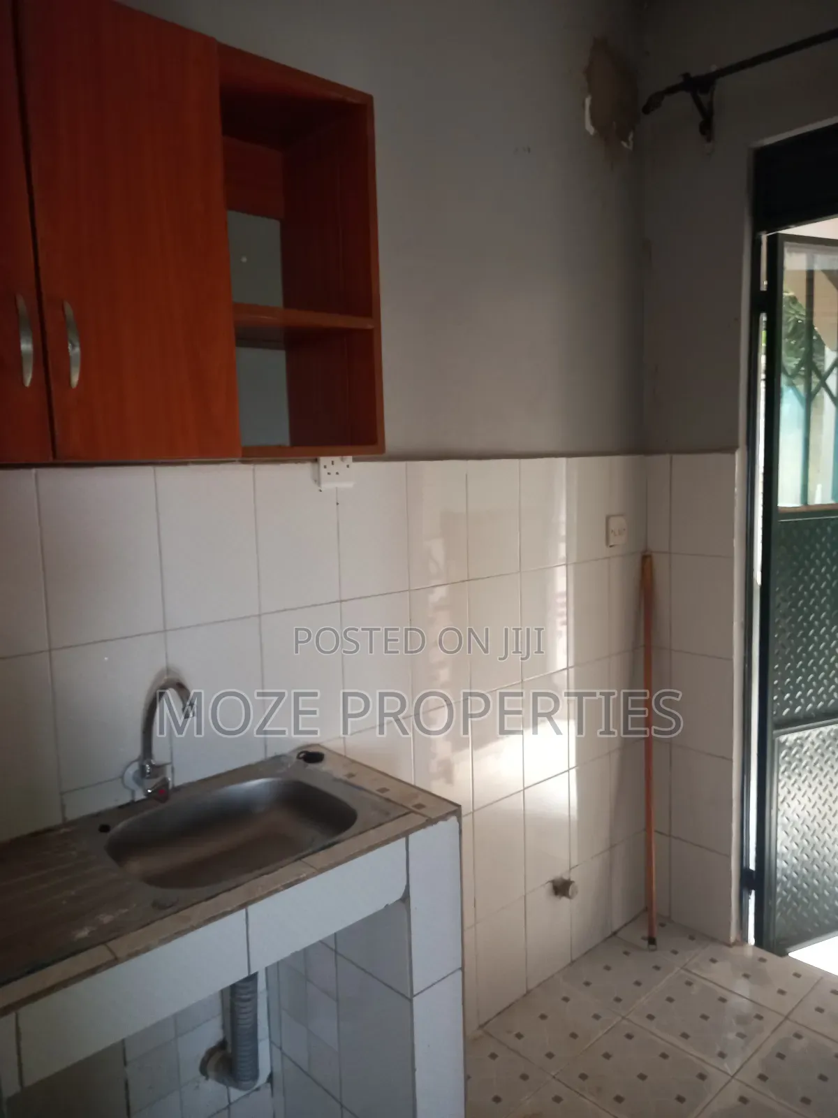 Studio Apartment in Kyaliwajala, Central Division for rent in Central Division