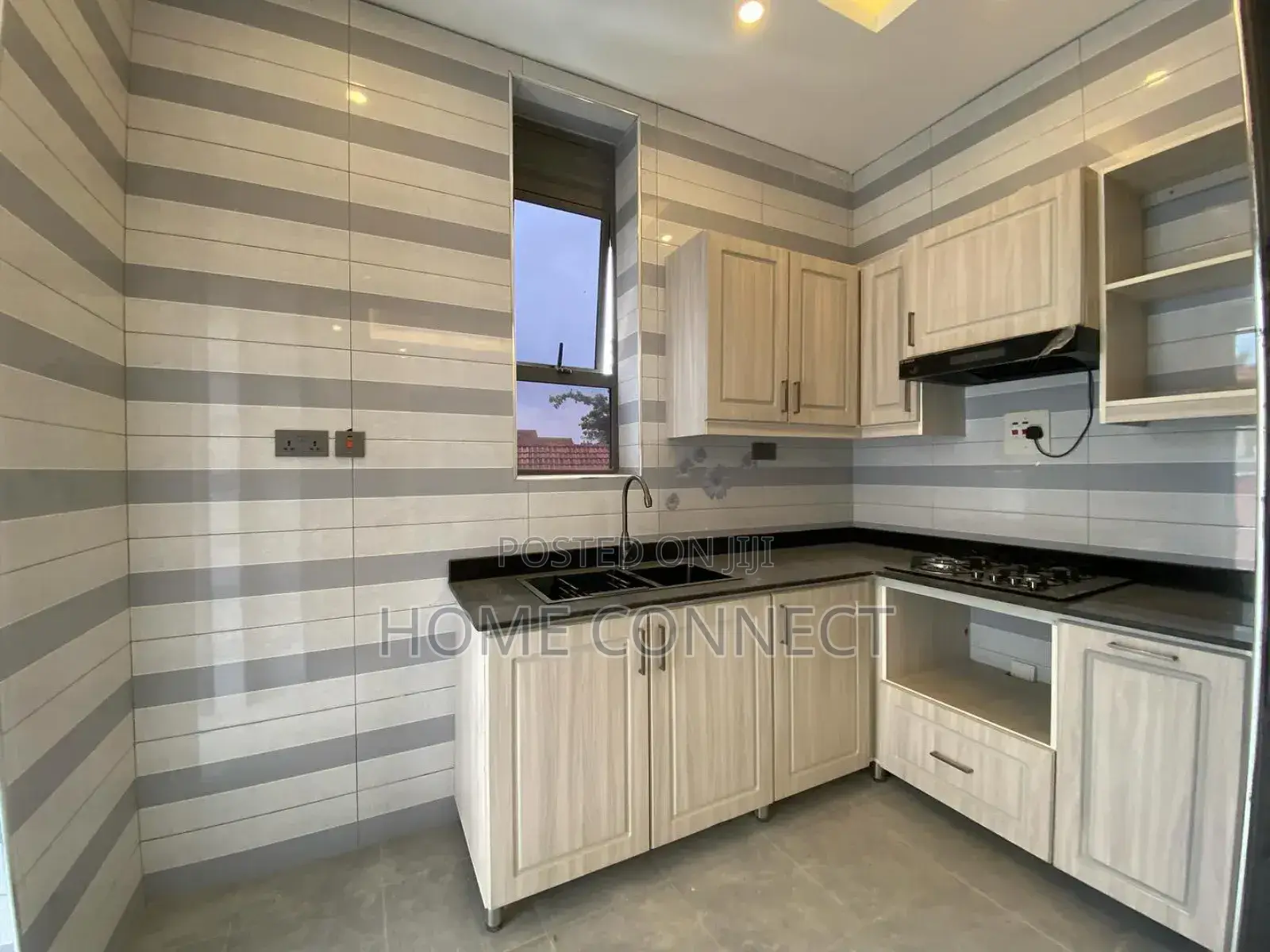 3bdrm Apartment in Muyenga, Central Division for rent in Central Division