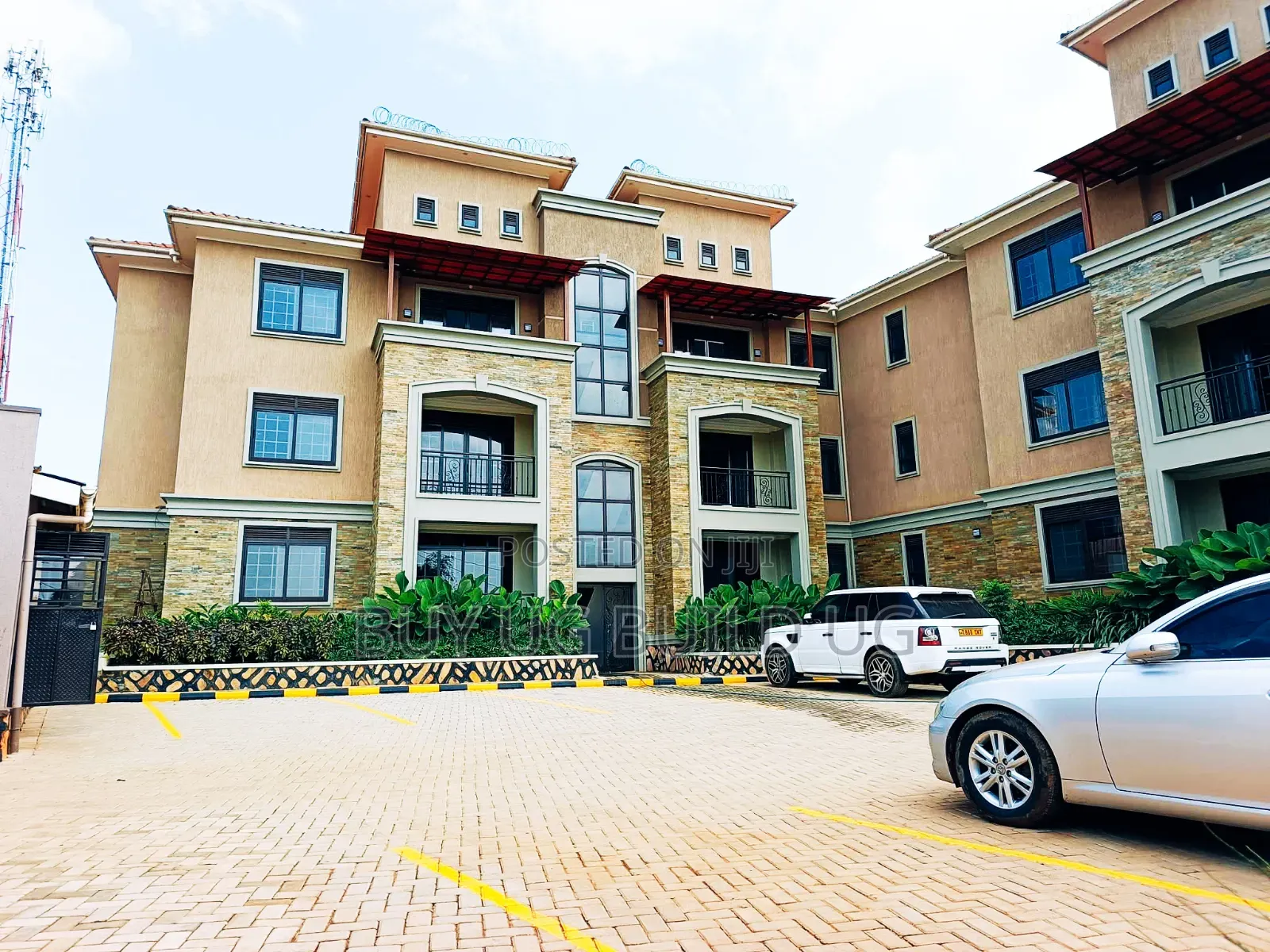 3bdrm Apartment in Kiwatule Kampala, Central Division for rent in Central Division