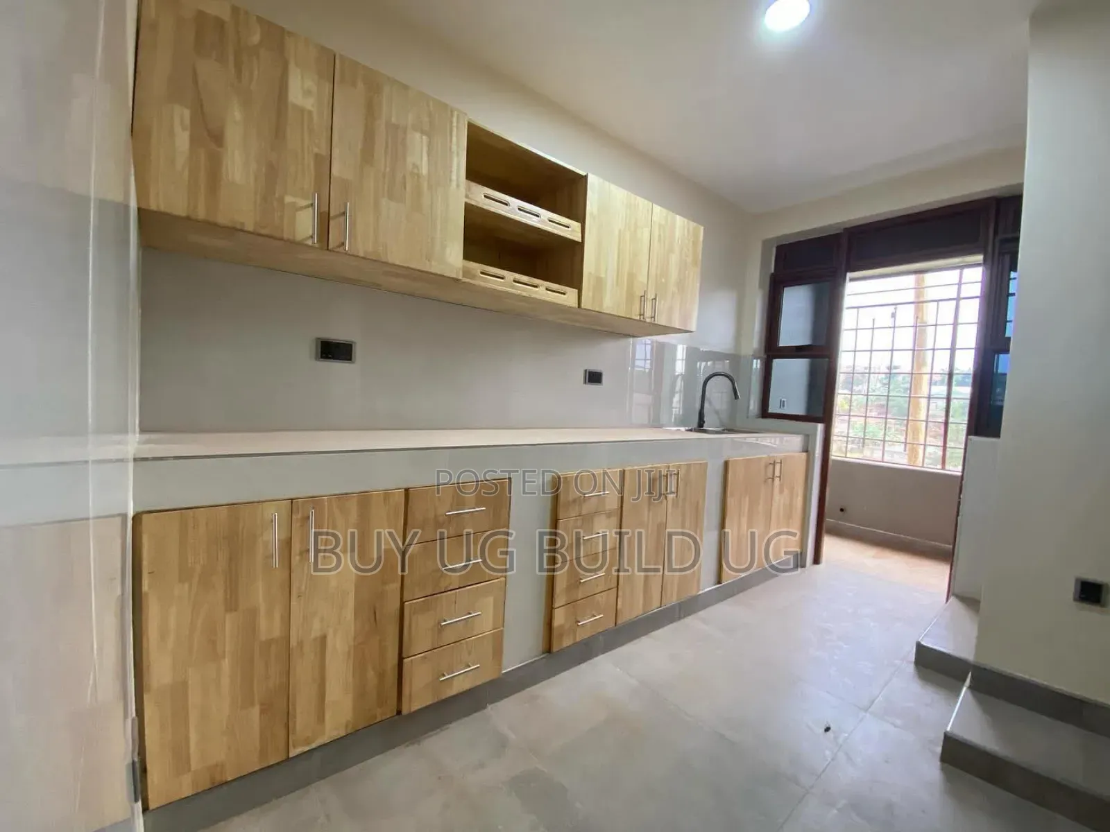 3bdrm Apartment in Kiwatule Kampala, Central Division for rent in Central Division