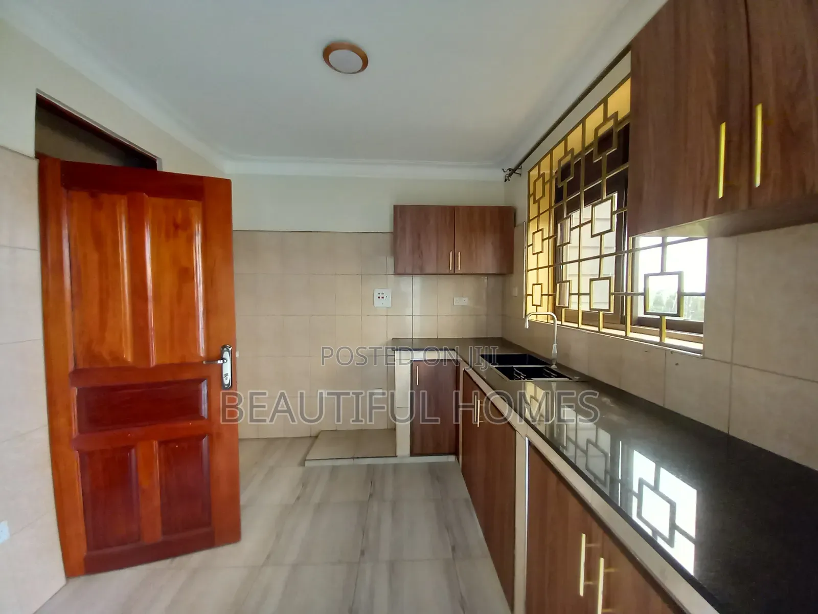 Furnished 3bdrm Condo in Kyanja, Central Division for sale in Central Division