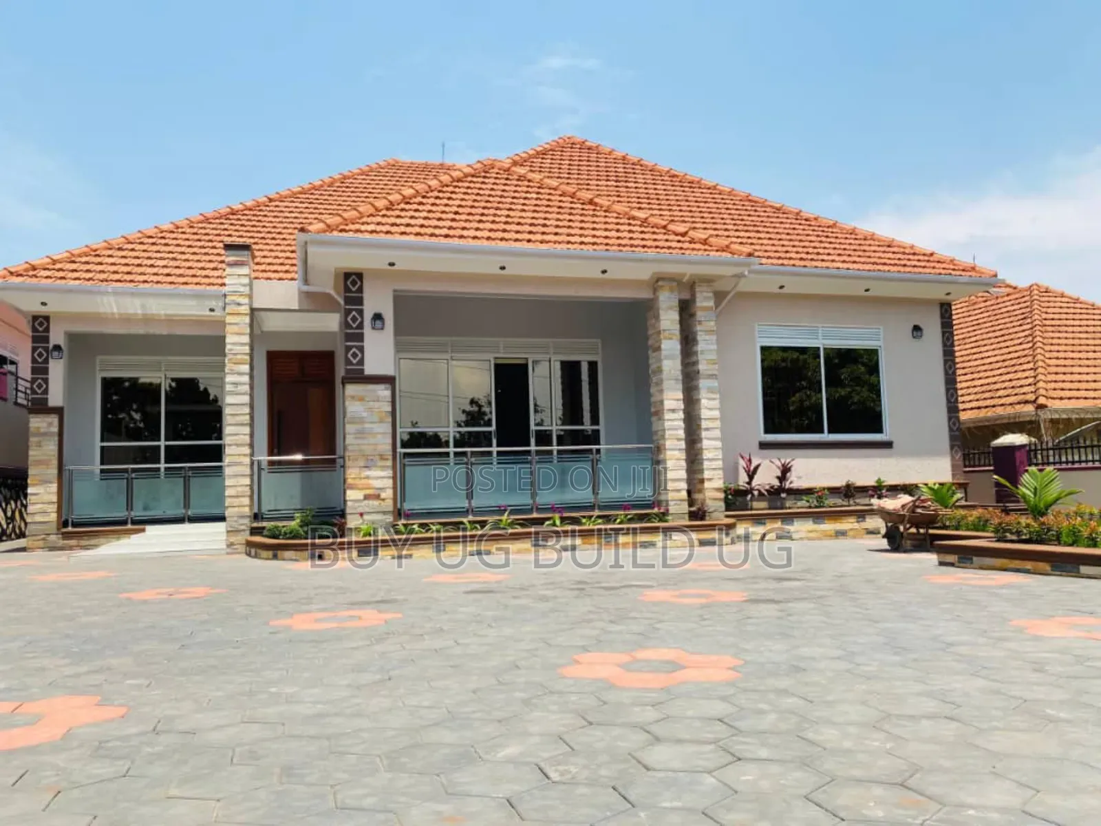 4bdrm Bungalow in Bwebajja Entebbe, Division A for sale in Division A