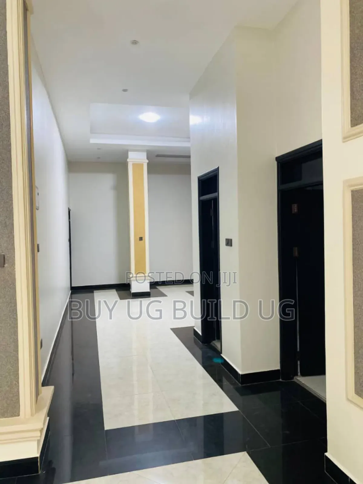 4bdrm Bungalow in Kitende Entebbe Road, Division B for sale in Division B