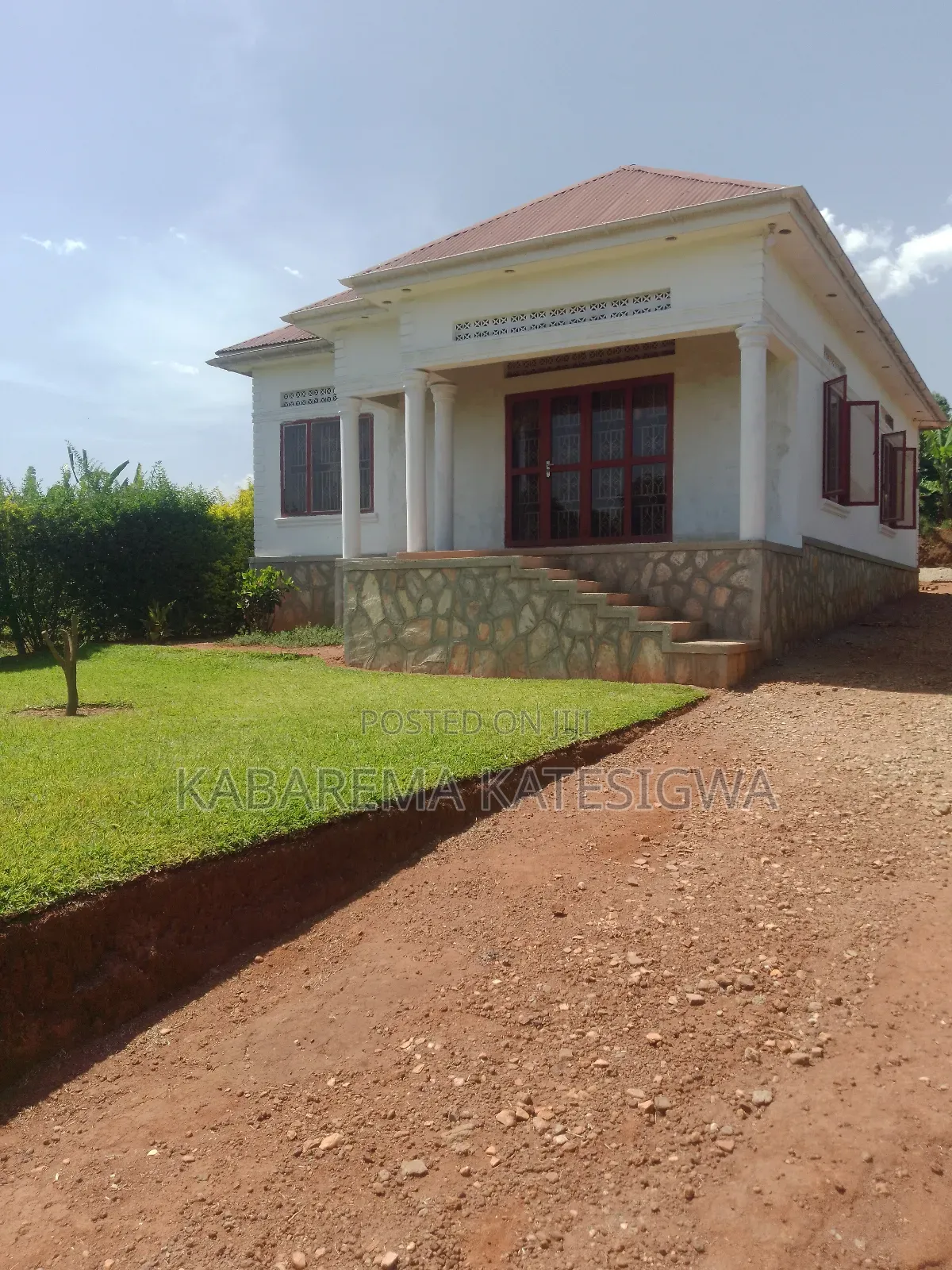 3bdrm House in Private Owned, Ssisa for sale in Ssisa