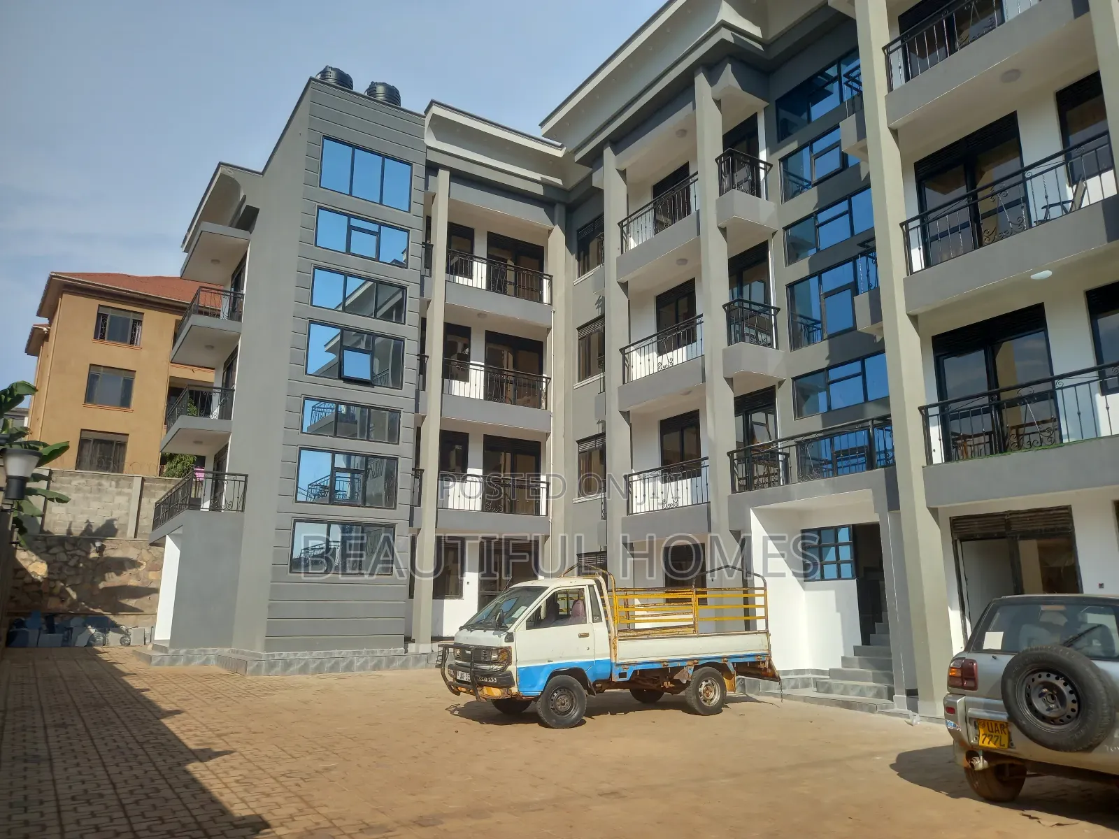 Furnished 2bdrm Condo in Kisaasi, Central Division for sale in Central Division