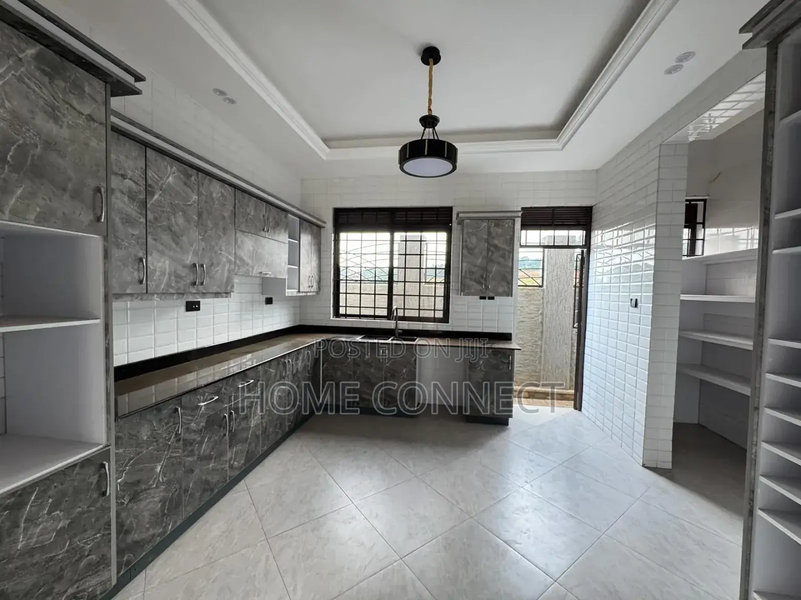4bdrm Bungalow in Buziga, Central Division for sale in Central Division