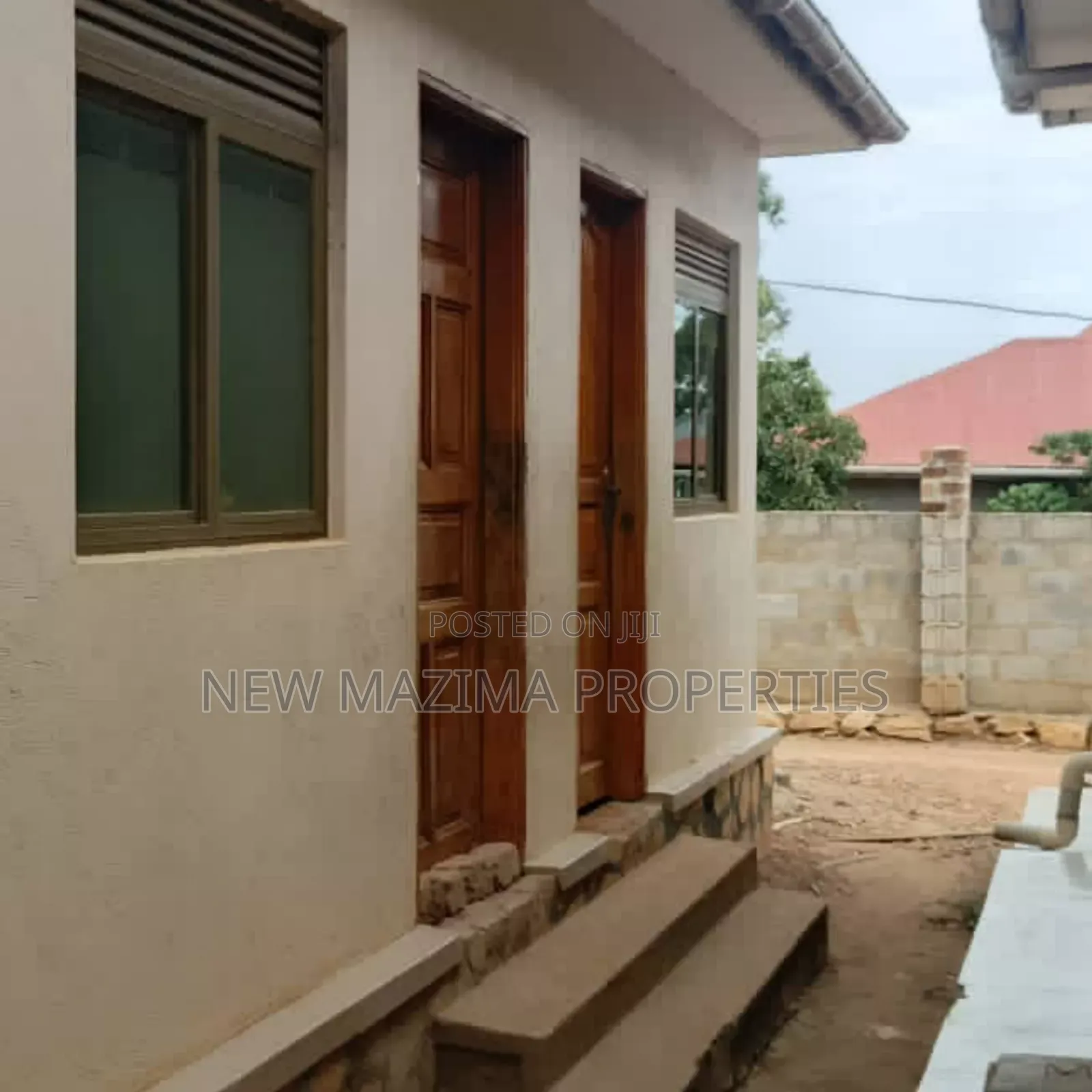 3bdrm Bungalow in Nabingo Masaka Rd, Central Division for sale in Central Division