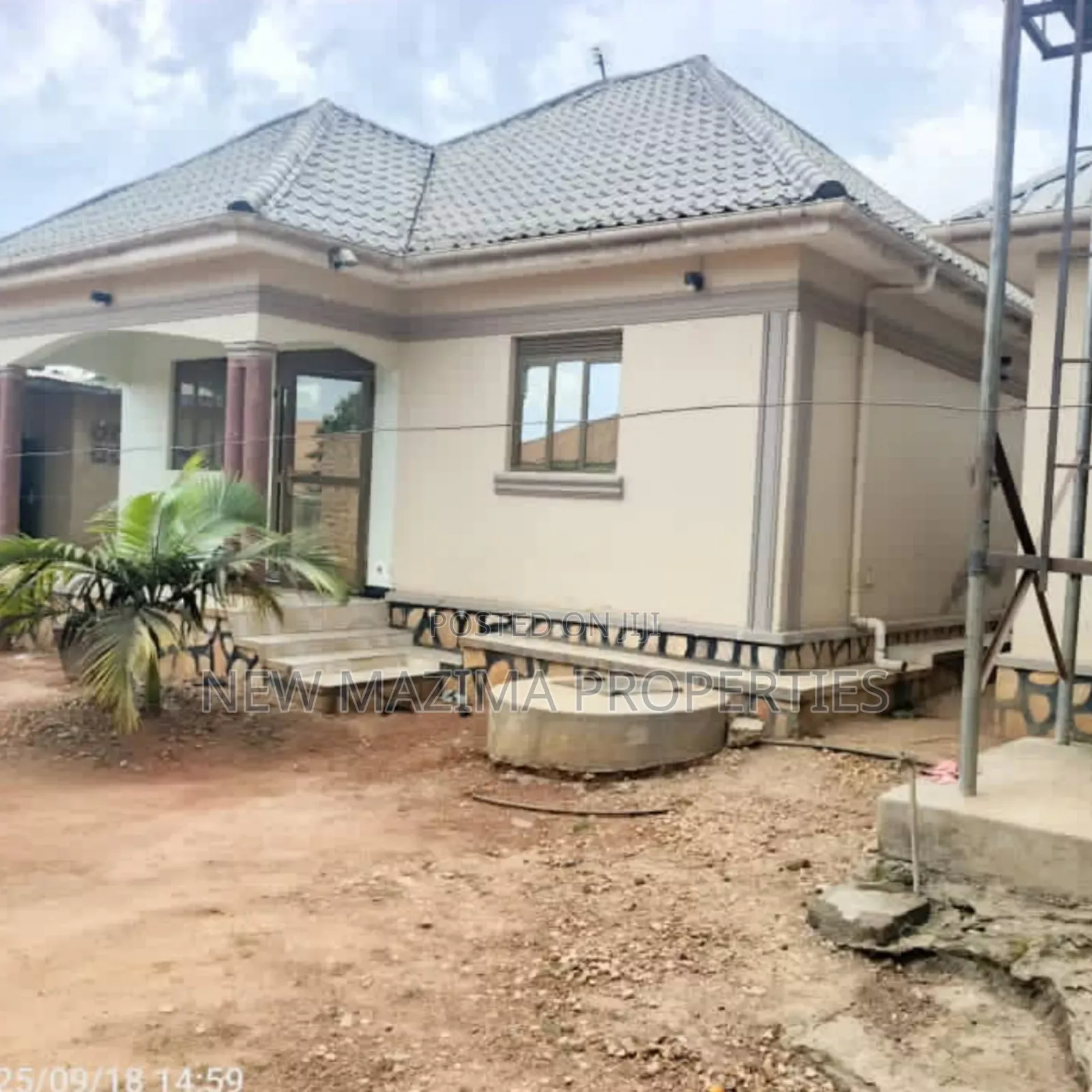 3bdrm Bungalow in Nabingo Masaka Rd, Central Division for sale in Central Division